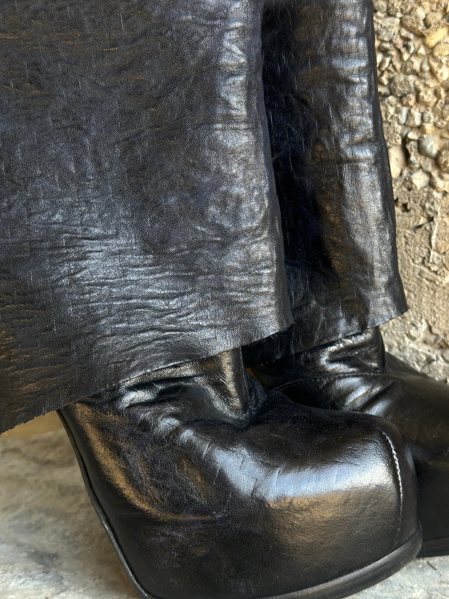 WARMERS PLATFORM LEATHER BOOTS