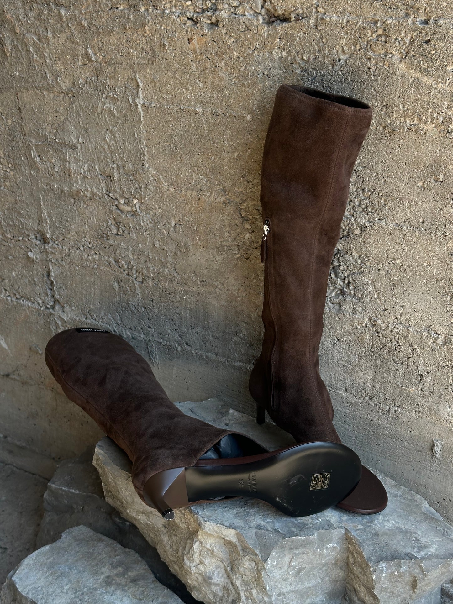 MIU MIU BROWN SUEDE THONG BOOTS