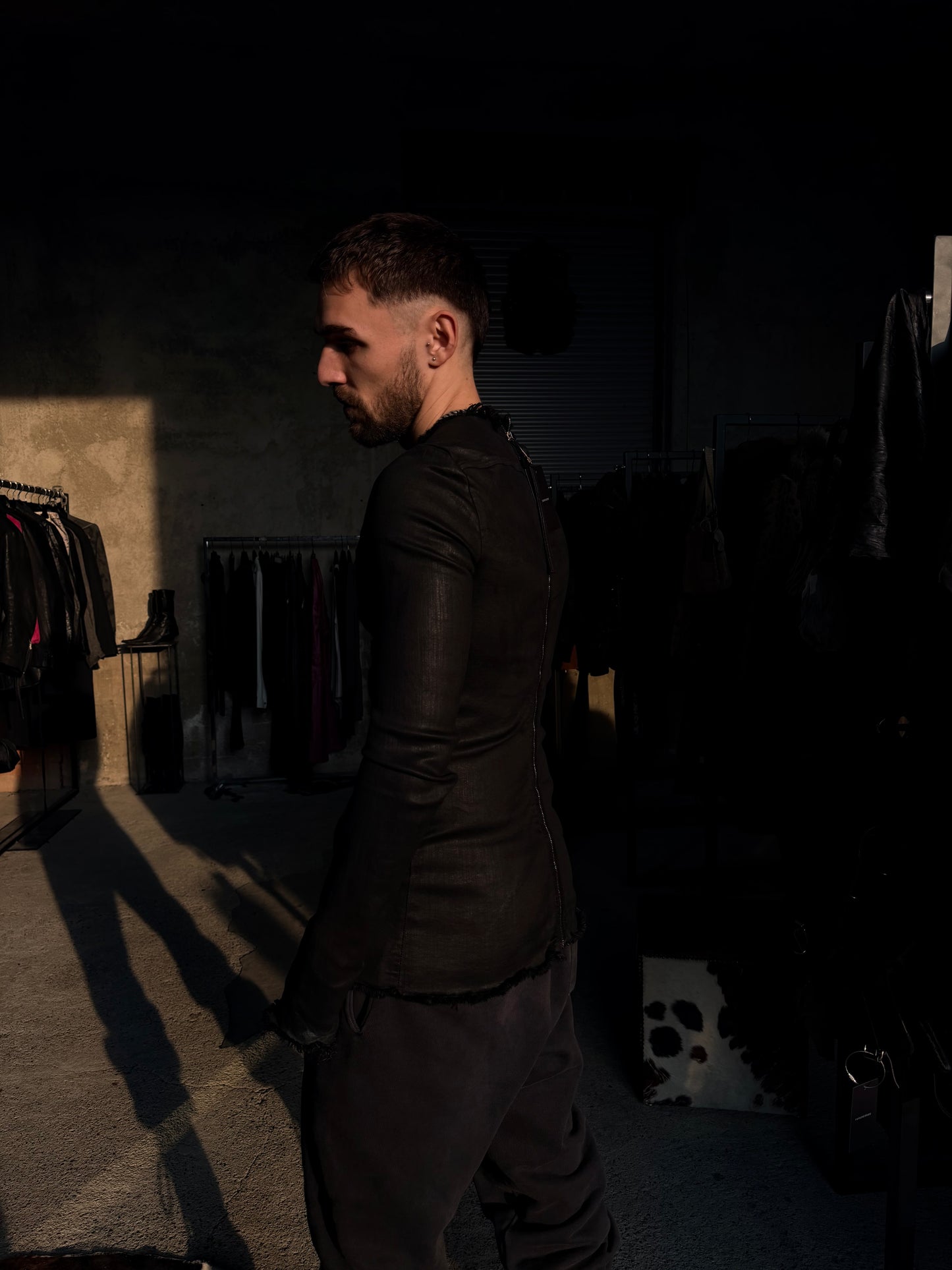 RICK OWENS WAXED BACK ZIPPED LONG SLEEVES