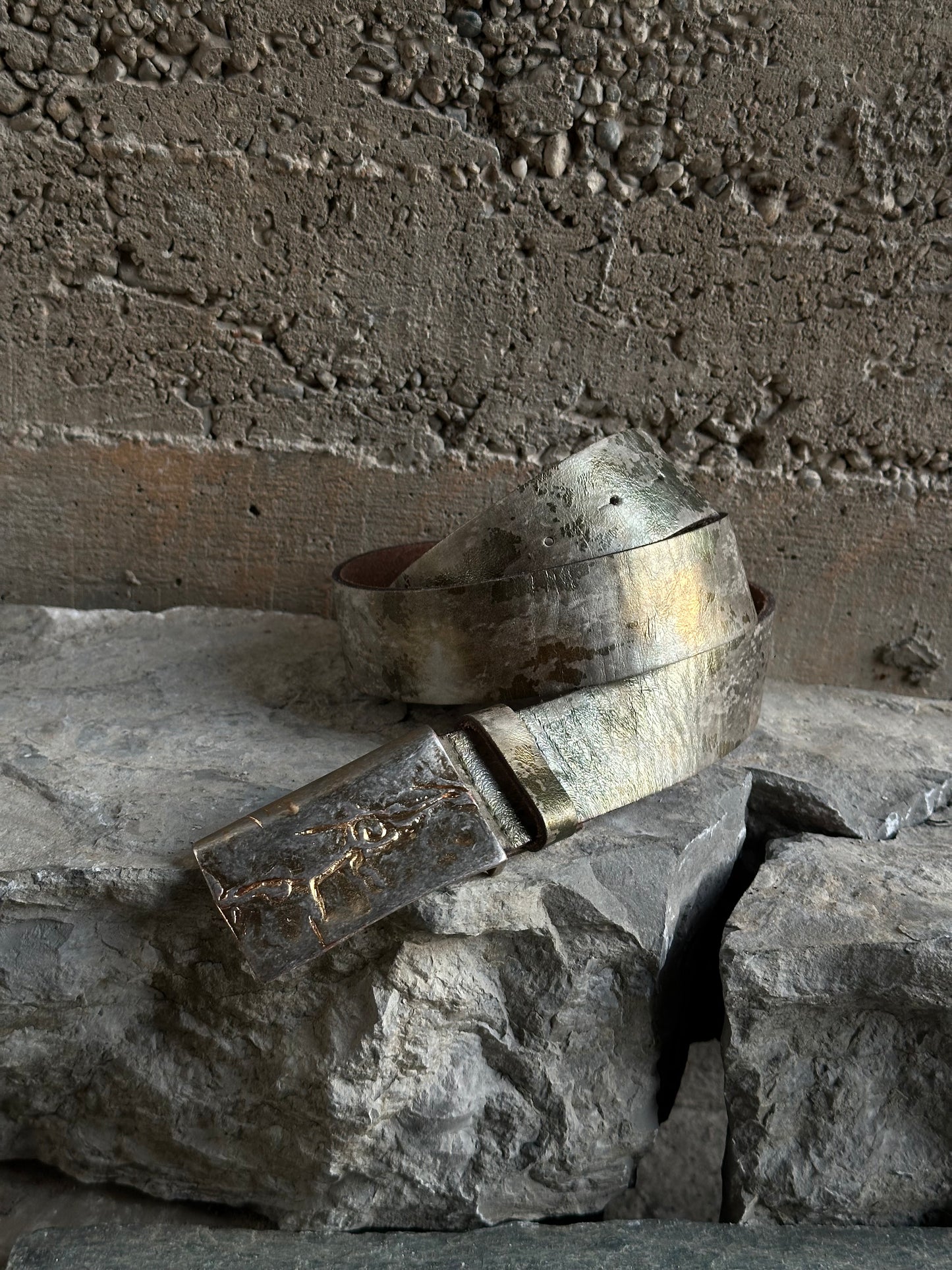 ALLUMINIUM LEATHER BELT