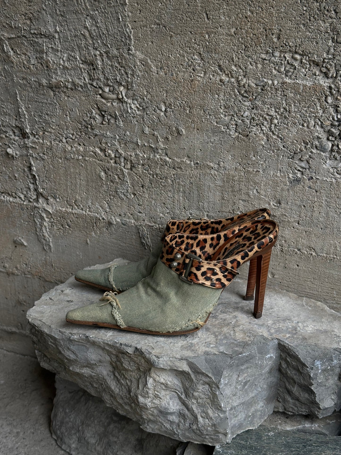 GIANMARCO LORENZI DENIM & LEOPARD MULES