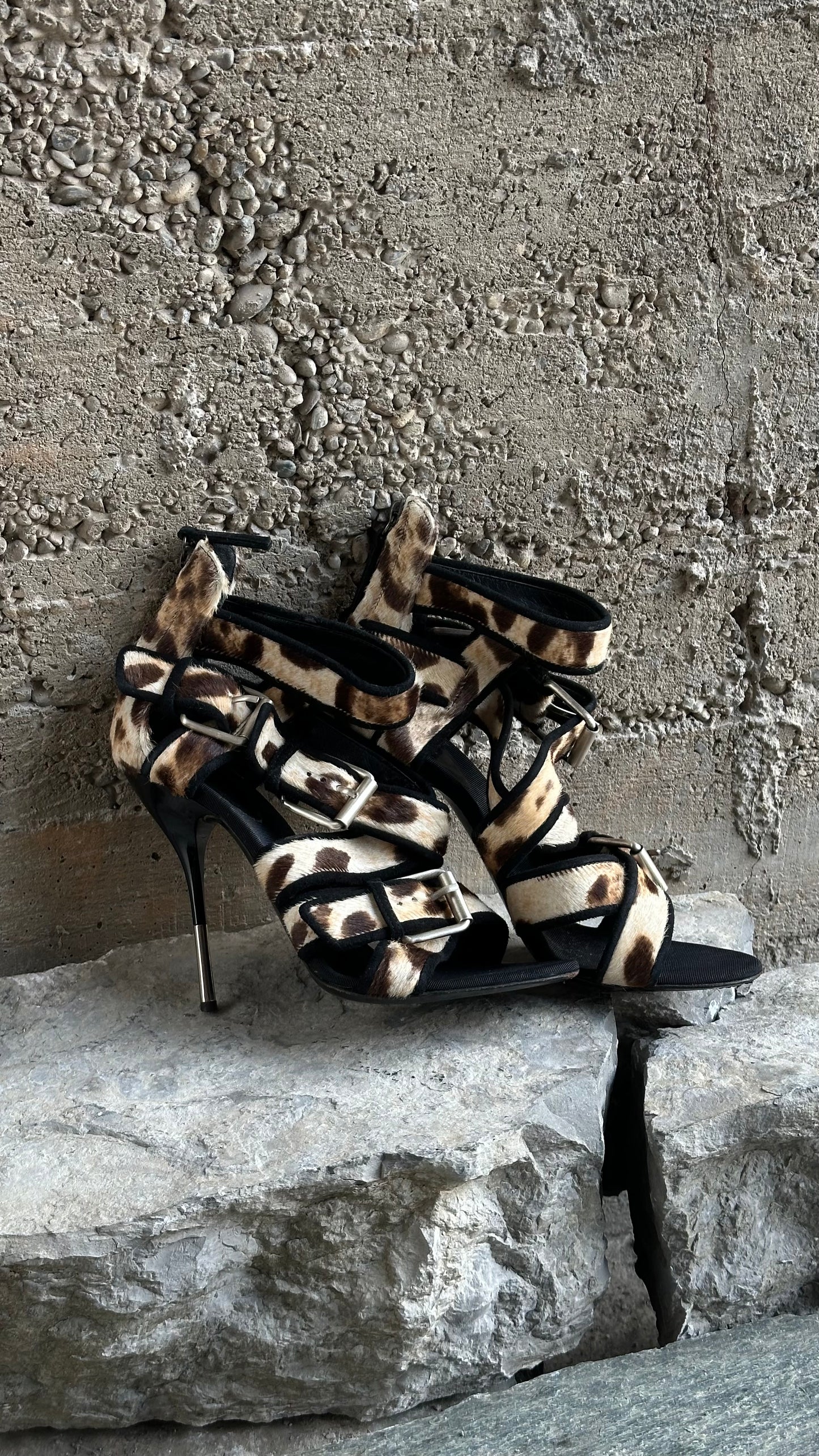 GIUSEPPE ZANOTTI PONYHAIR MULTI BUCKLES