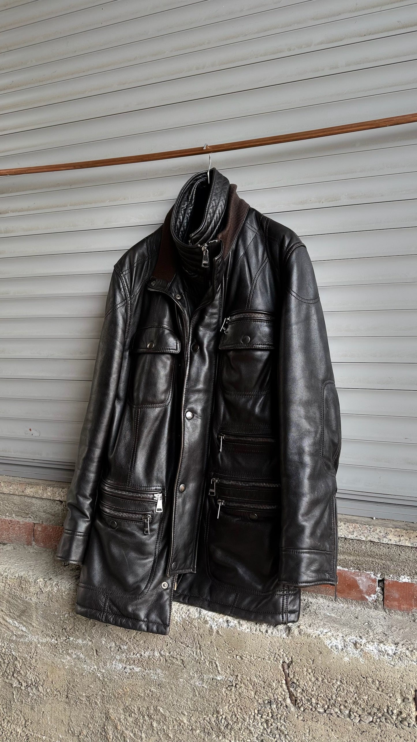 DOLCE & GABBANA ZIPPED LEATHER COAT