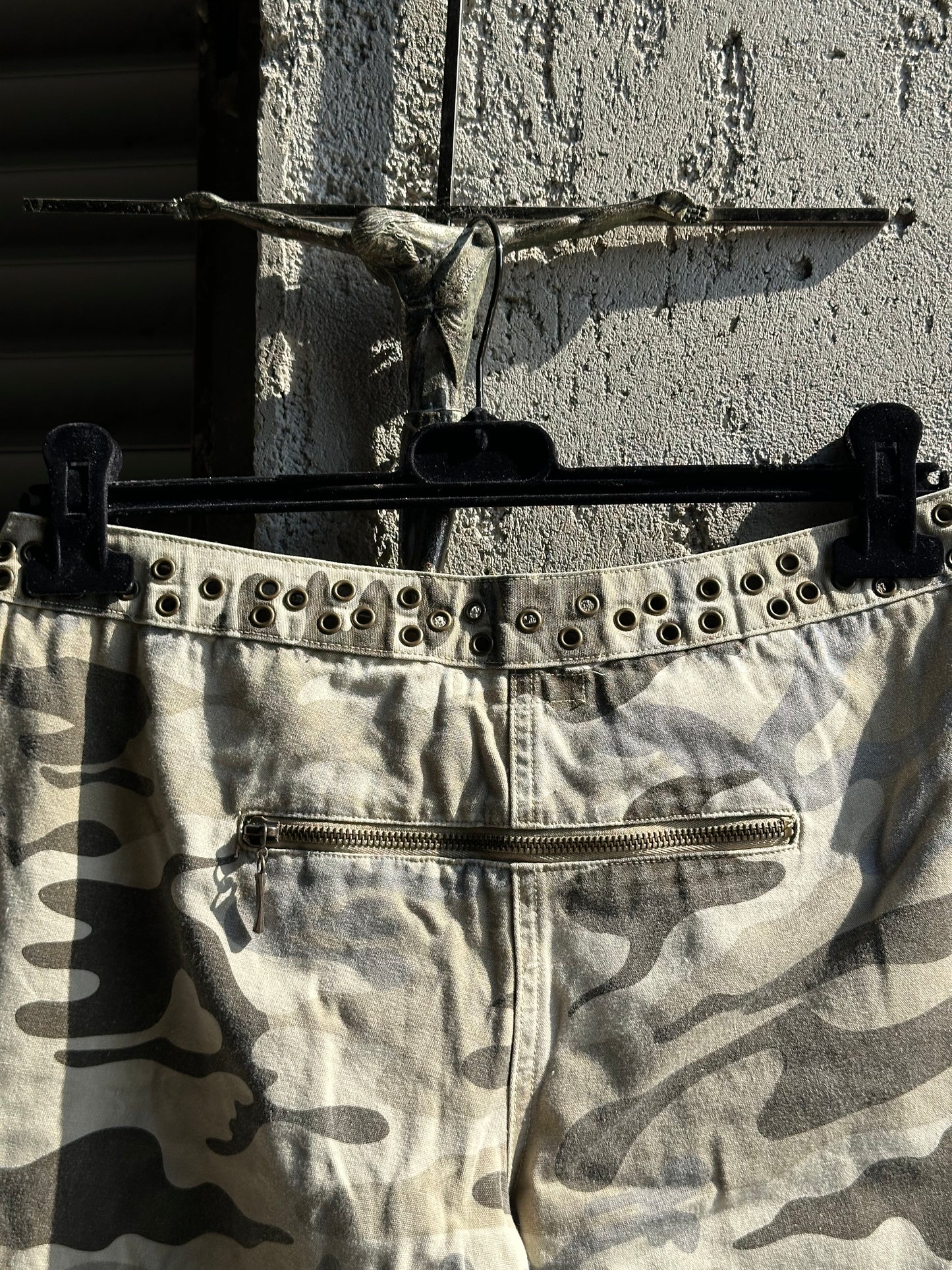 MILITARY EYELETS JORTS