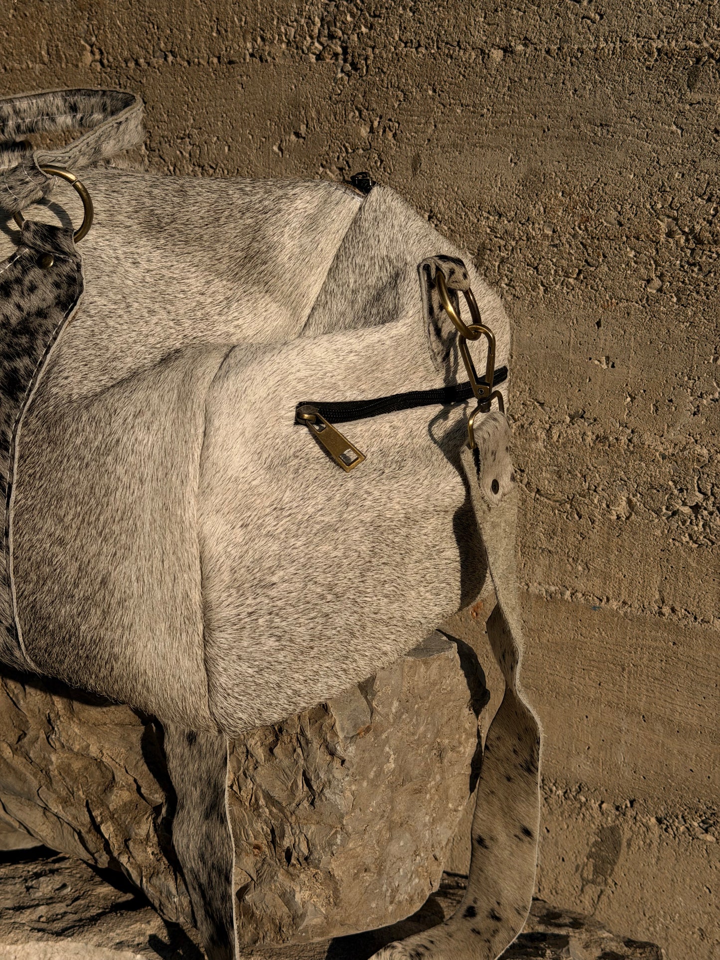 COWHIDE TRAVEL BAG