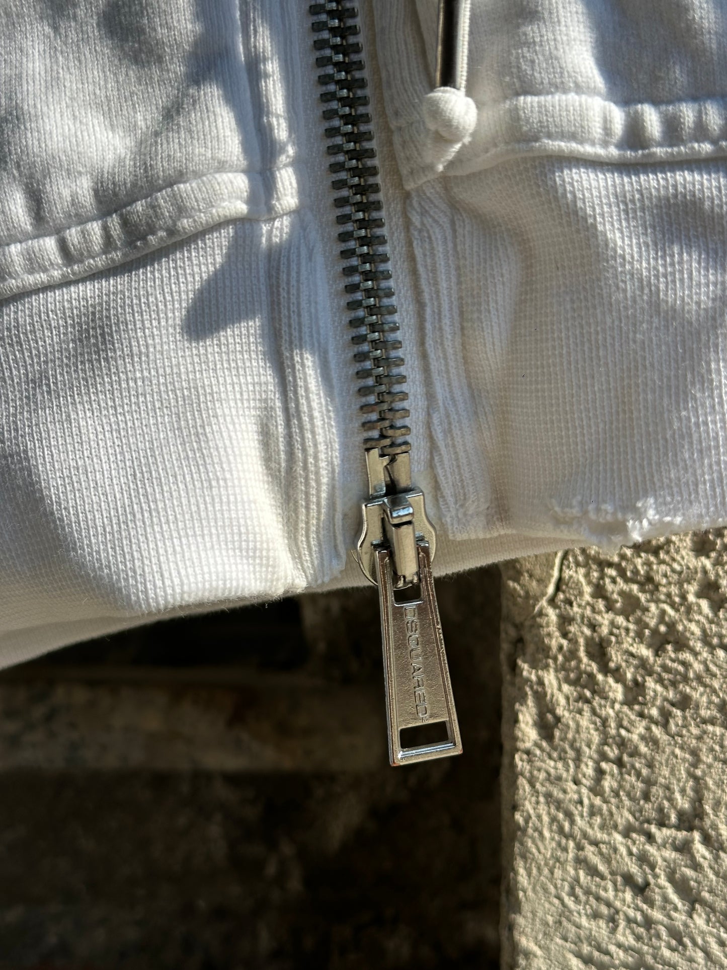 DSQUARED2 CROPPED WHITE HOODIE