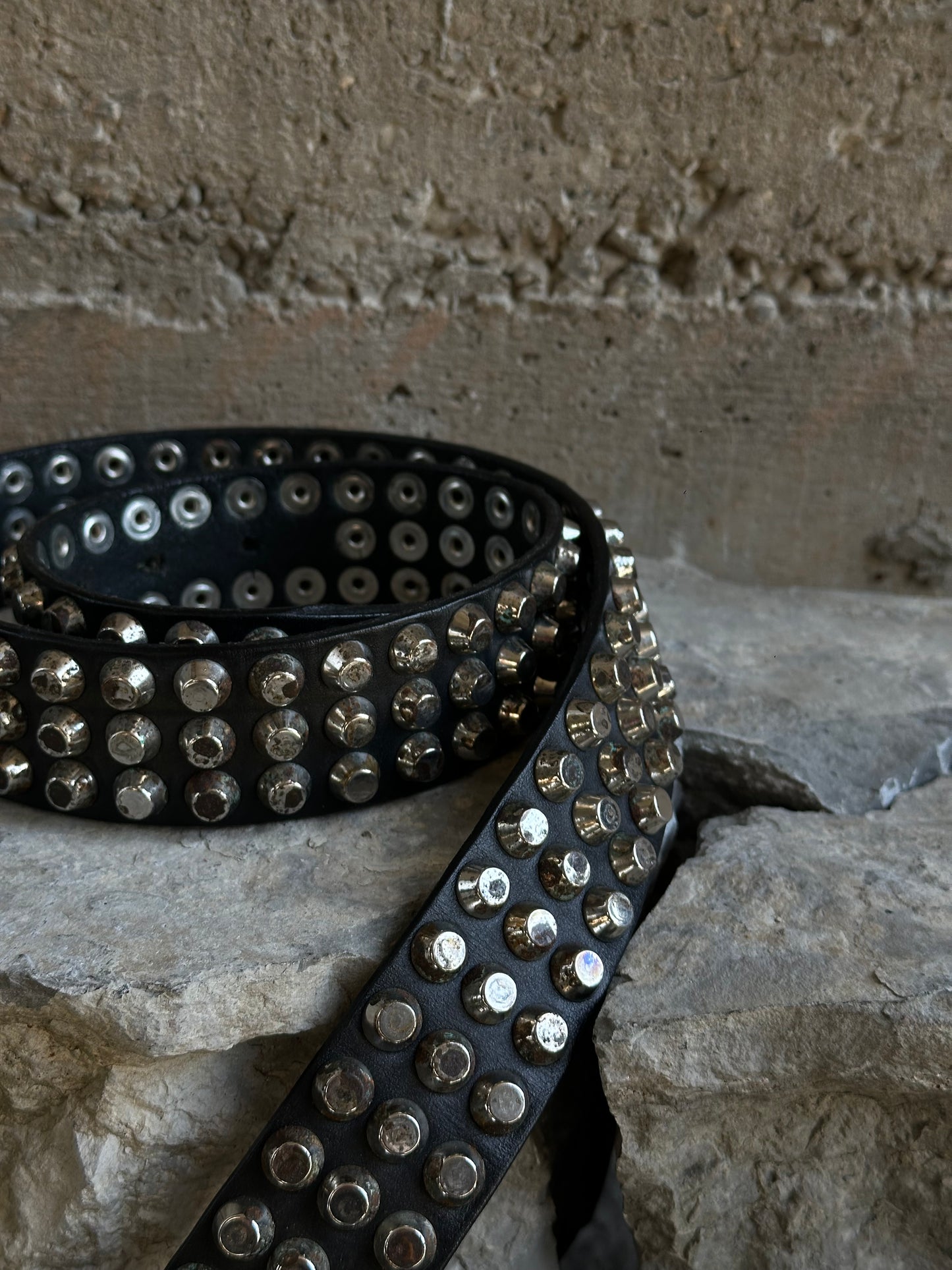DSQUARED2 STUDDED BLACK LEATHER BELT