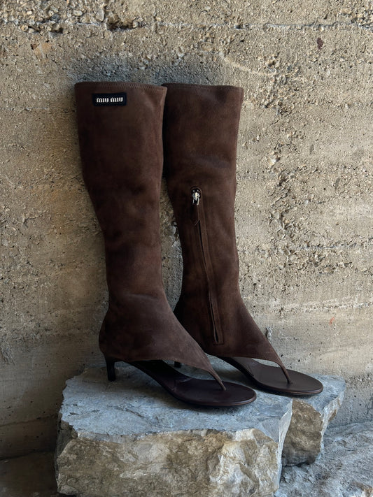 MIU MIU BROWN SUEDE THONG BOOTS