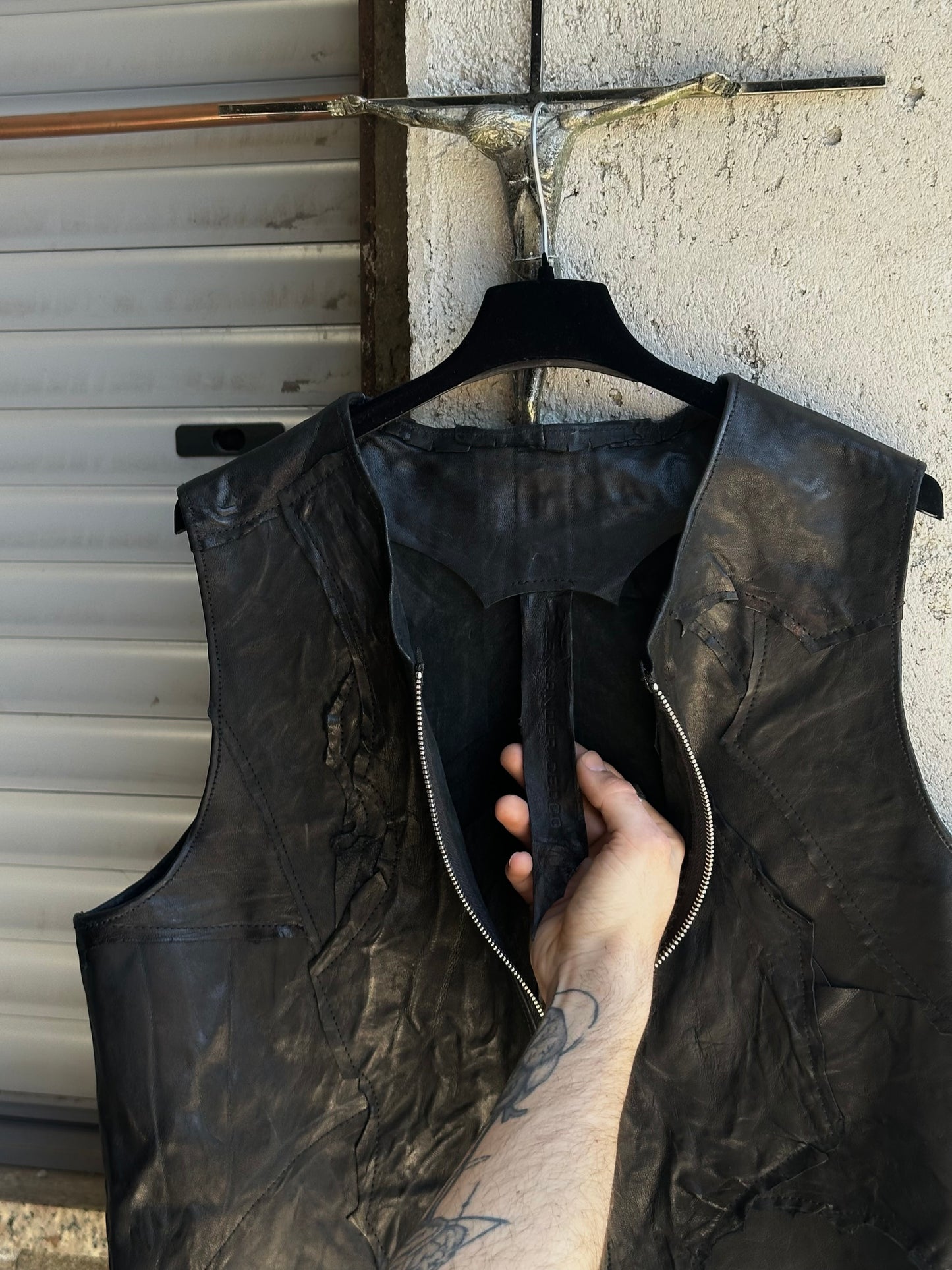 ALEKSANDER CECCO TENEBRAE MONUMENTUS SCRAPS LEATHER VEST