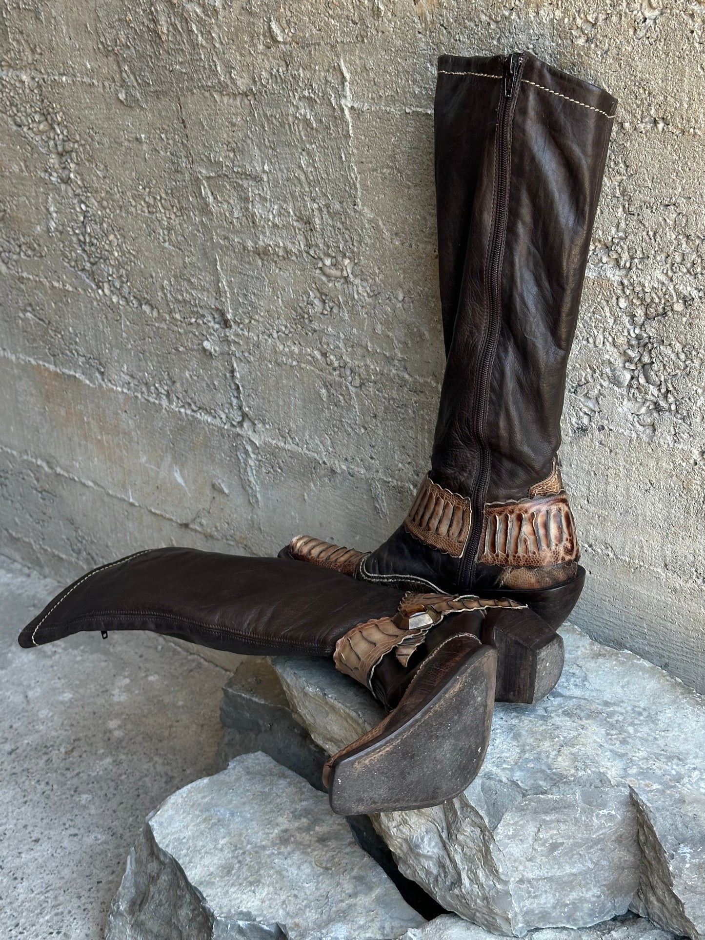 SNAKESKIN WASHED BROWN LEATHER BOOTS