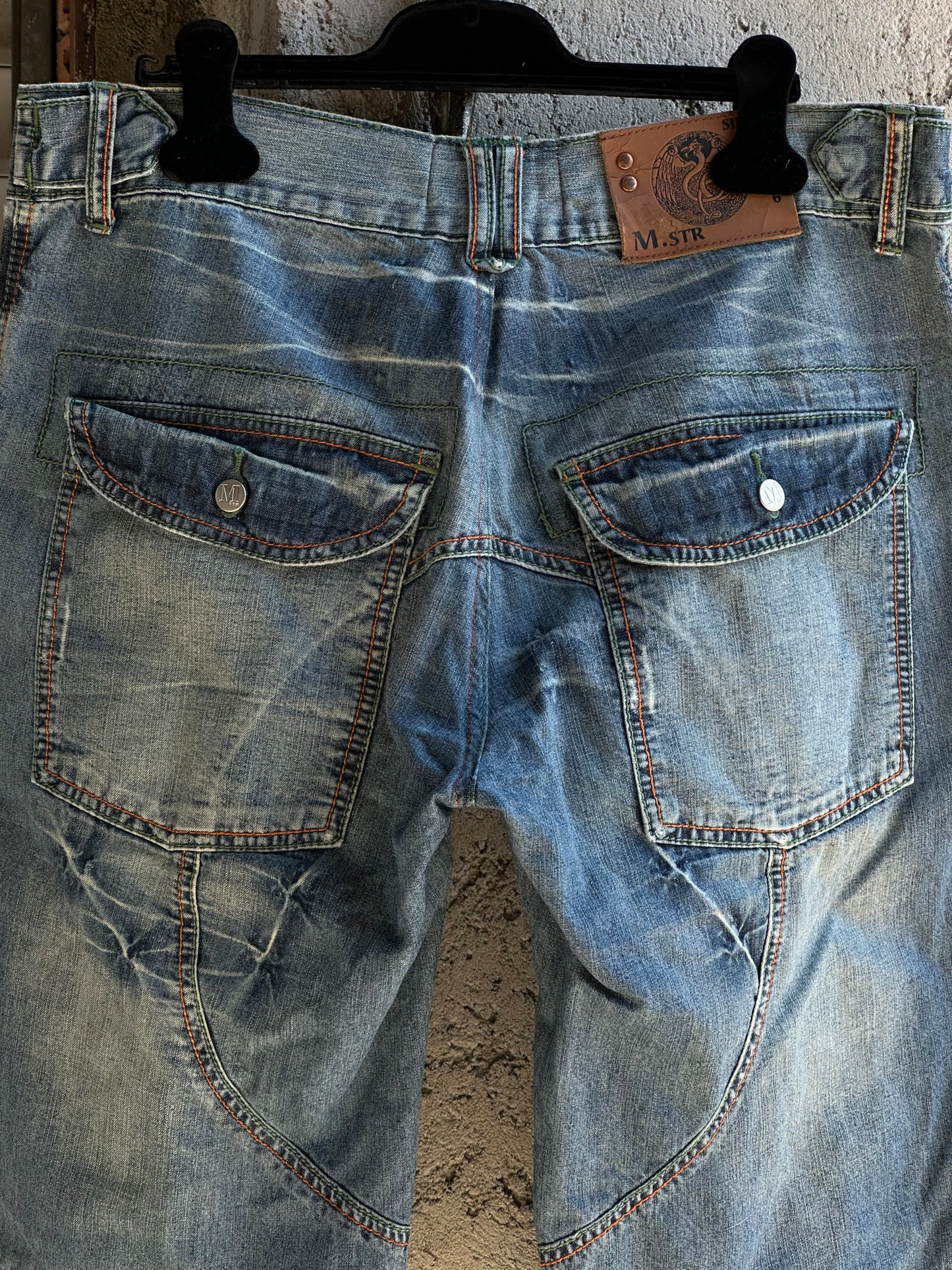 ZIPPED DENIM SHORTS