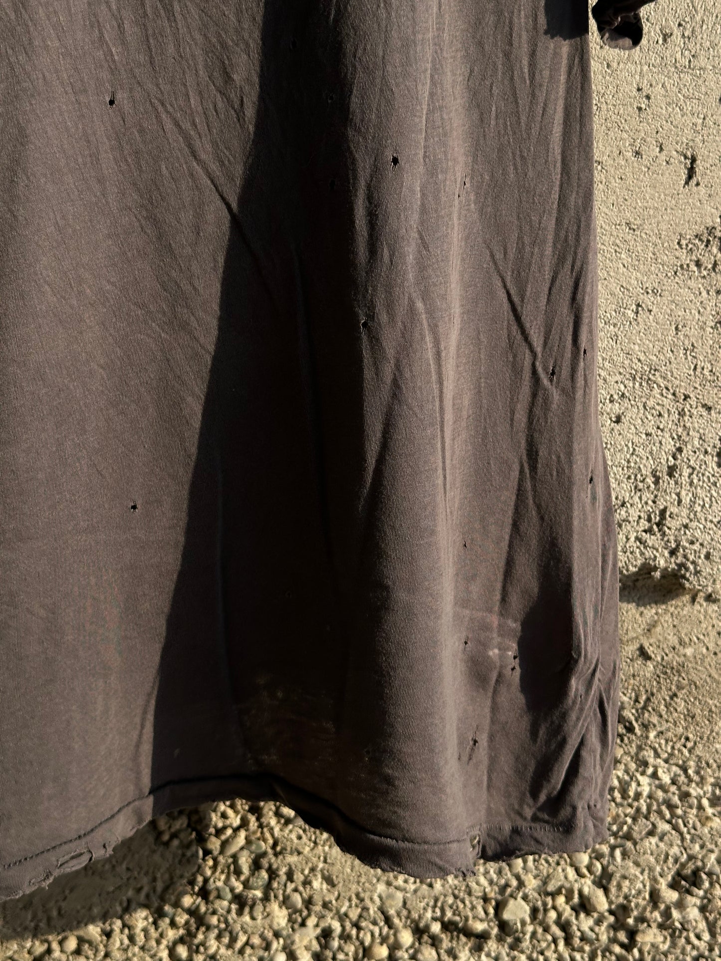 DISTRESSED GREY T-SHIRT