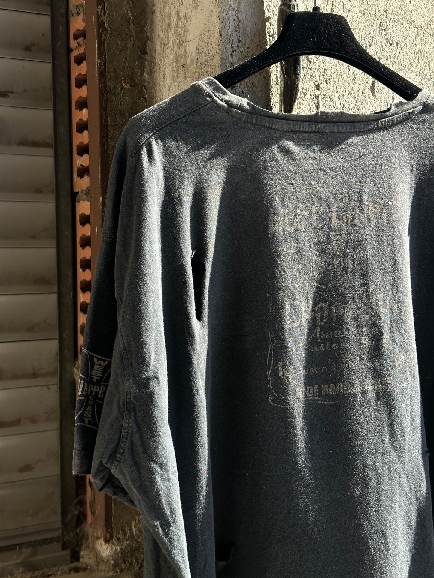 WEST COAST CHOPPERS *RIDE HARD SUCKER* DISTRESSED T-SHIRT