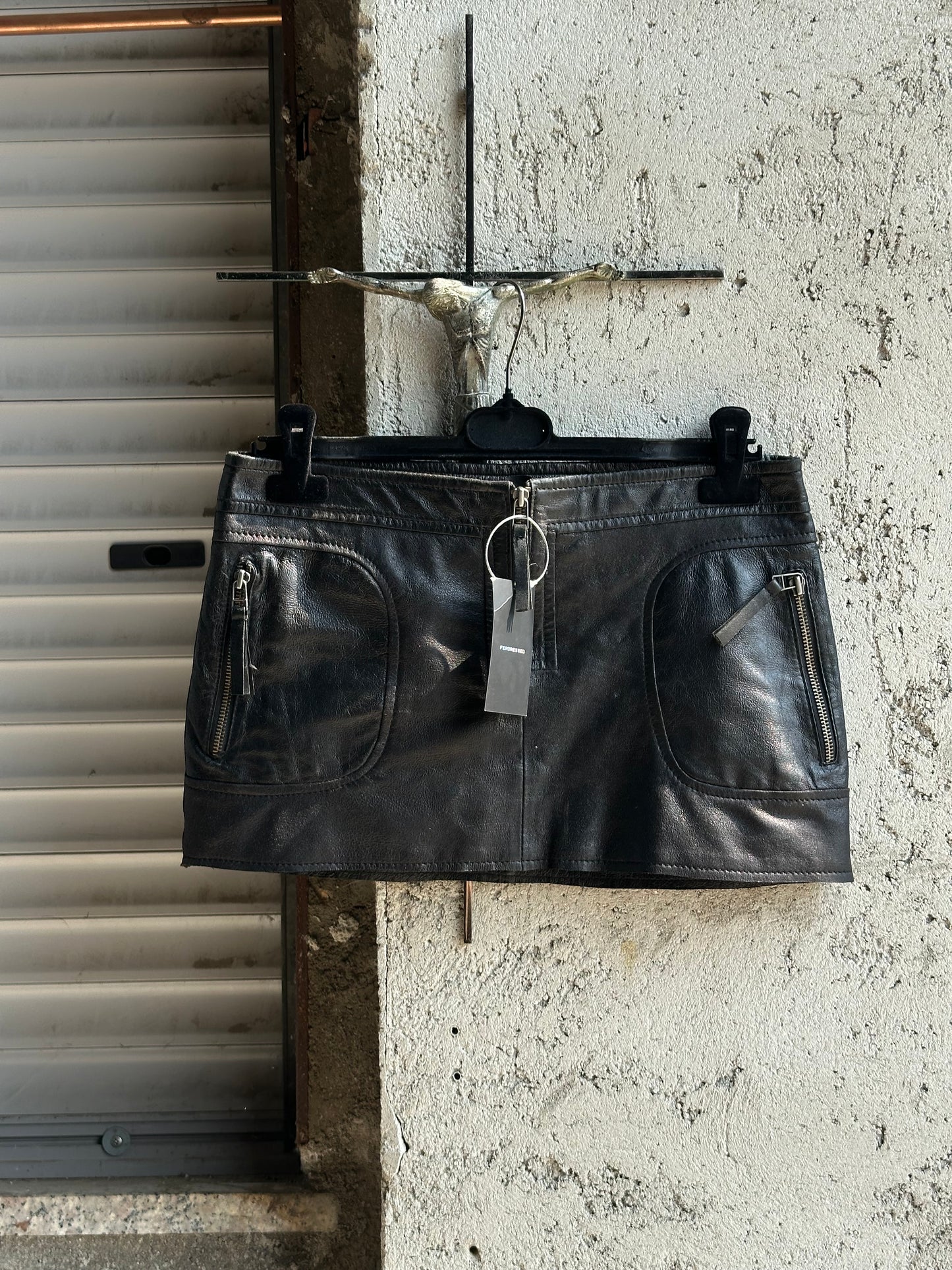 BLACK LEATHER MINI SKIRT