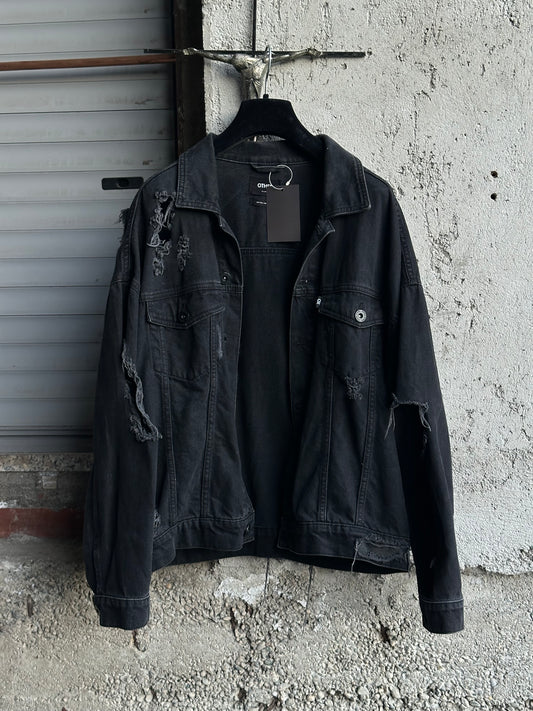 BLACK DENIM DISTRESSED JACKET