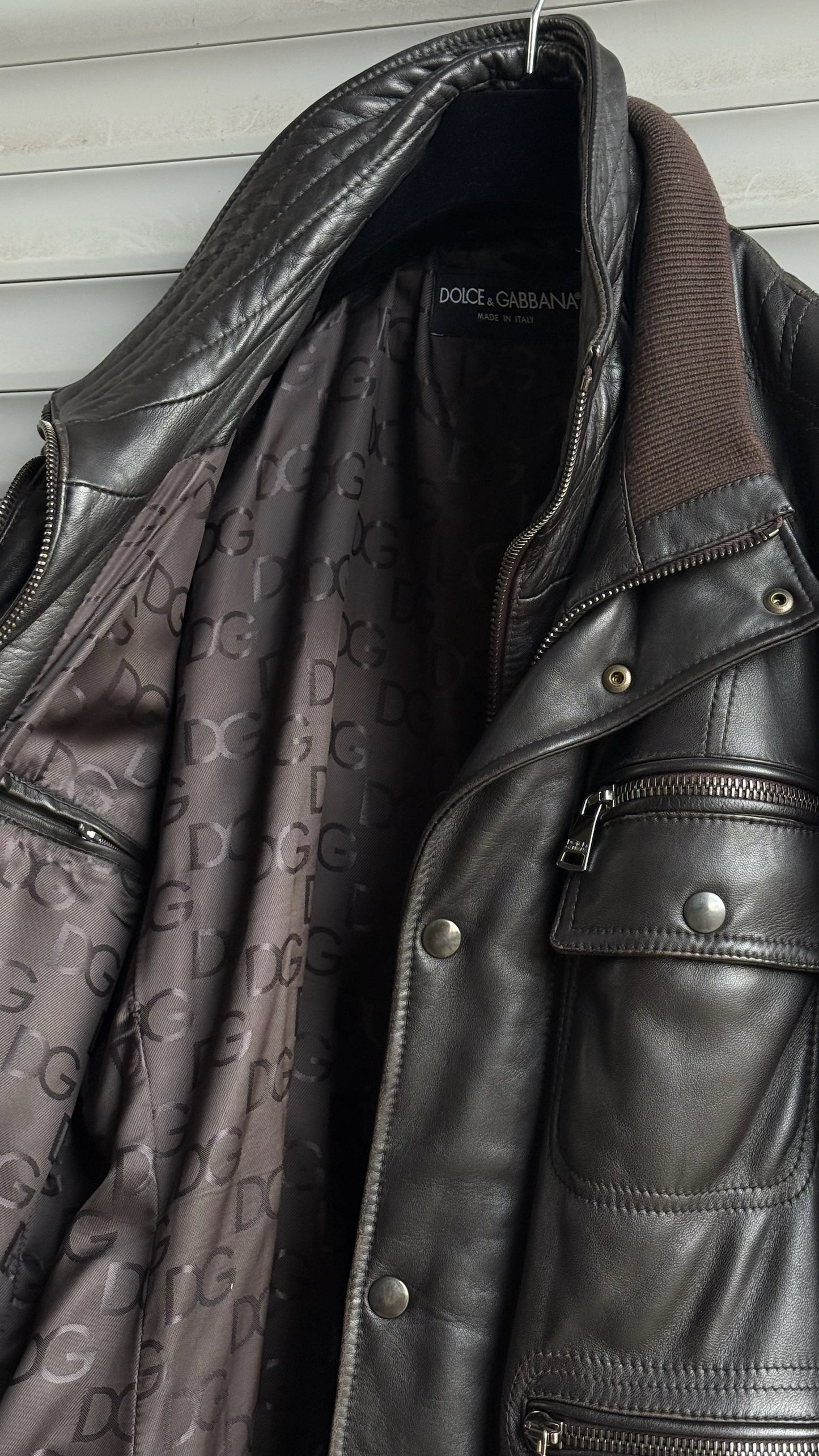 DOLCE & GABBANA ZIPPED LEATHER COAT