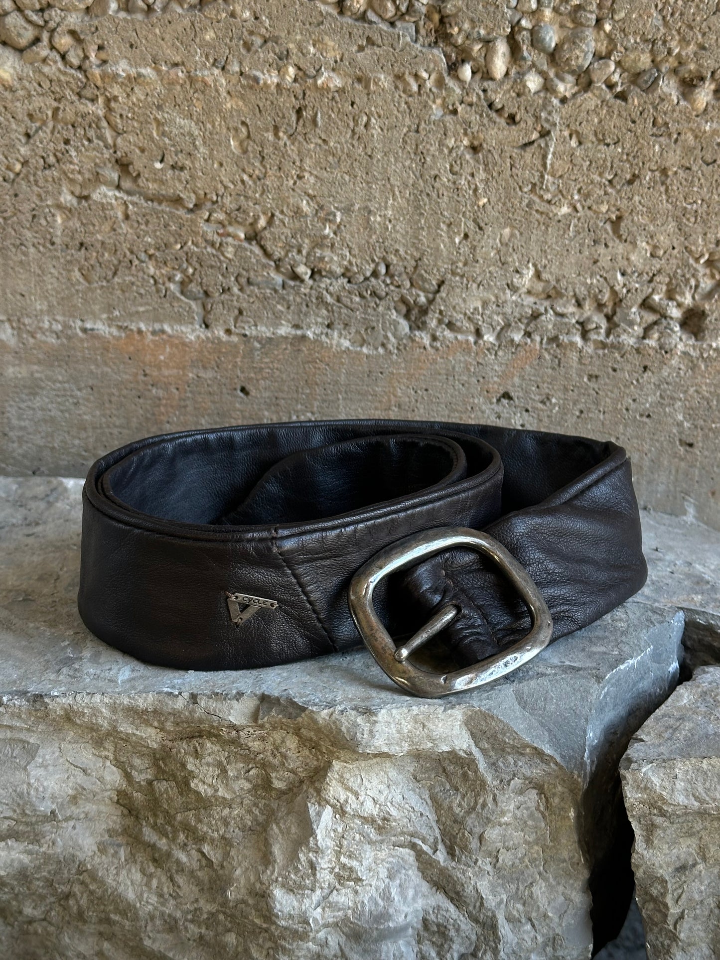 BROWN LEATHER BELT