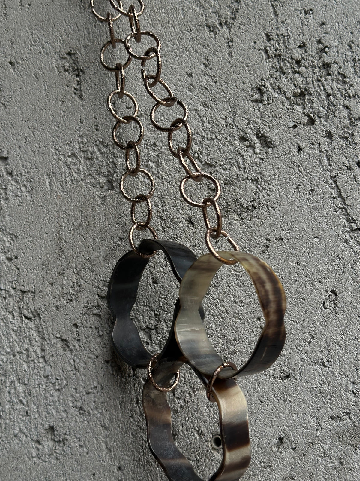 CIRCLE BONES NECKLACE