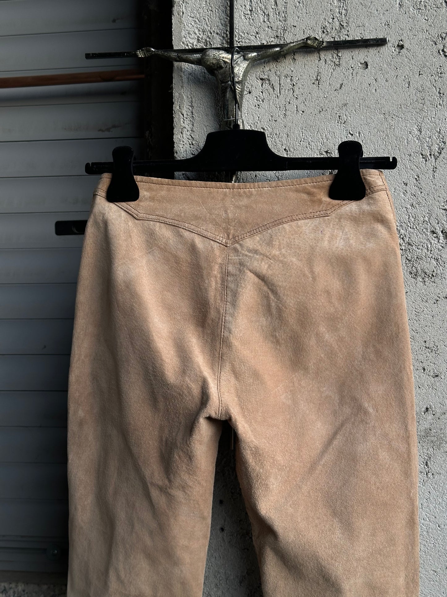 BEIGE SUEDE FLARED PANTS