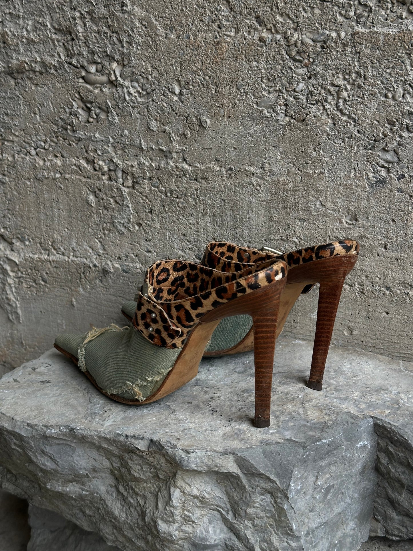 GIANMARCO LORENZI DENIM & LEOPARD MULES
