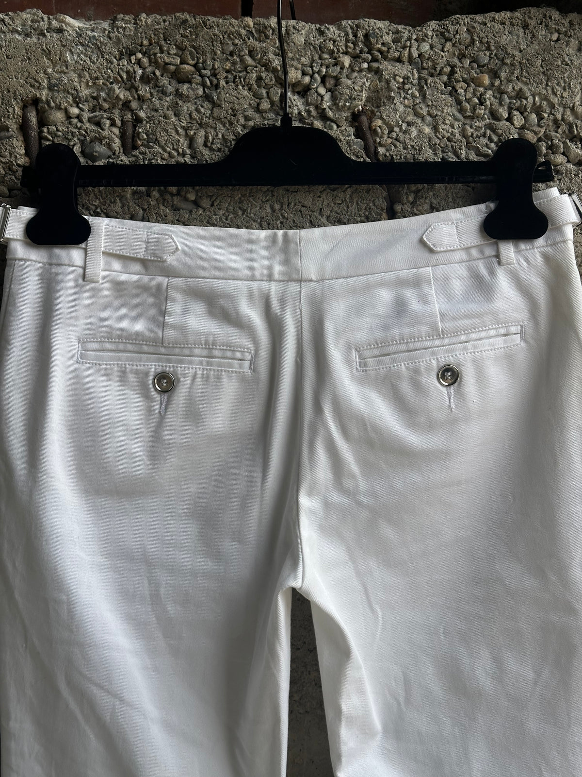 DOLCE & GABBANA WHITE BELTED CAPRI
