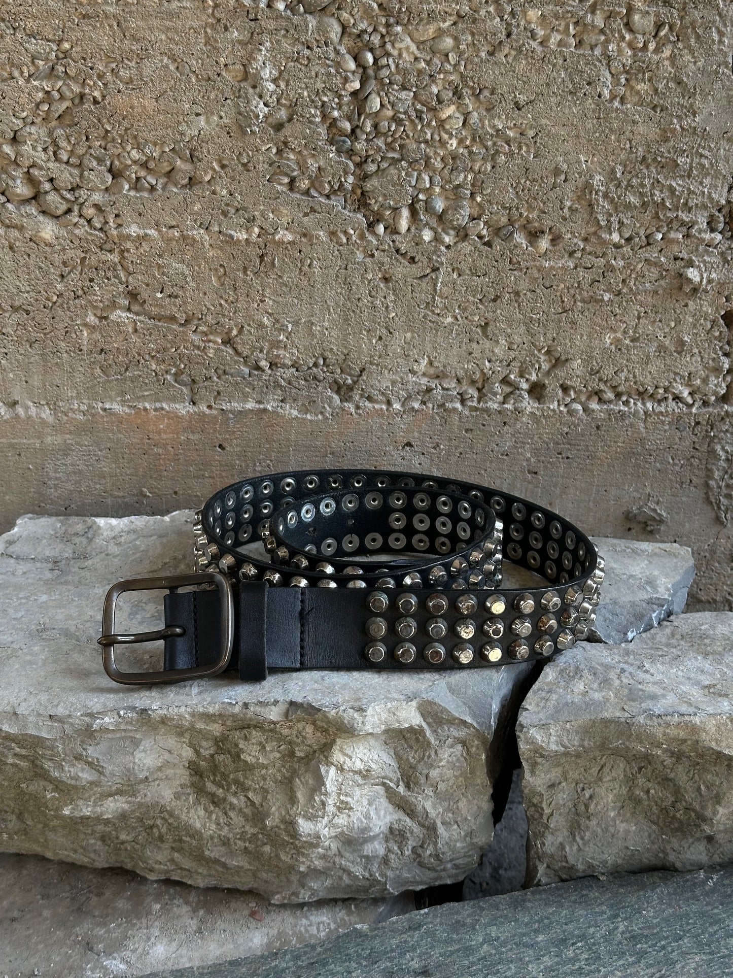 DSQUARED2 STUDDED BLACK LEATHER BELT