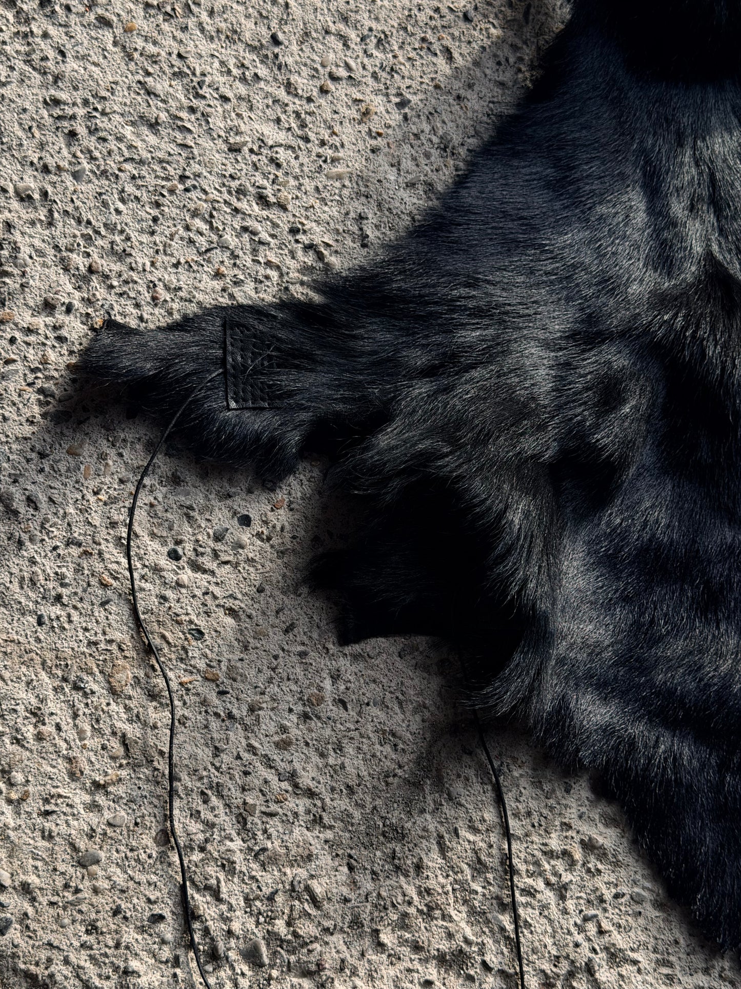 STYRAX HANDMADE GOAT SHERLING TOP