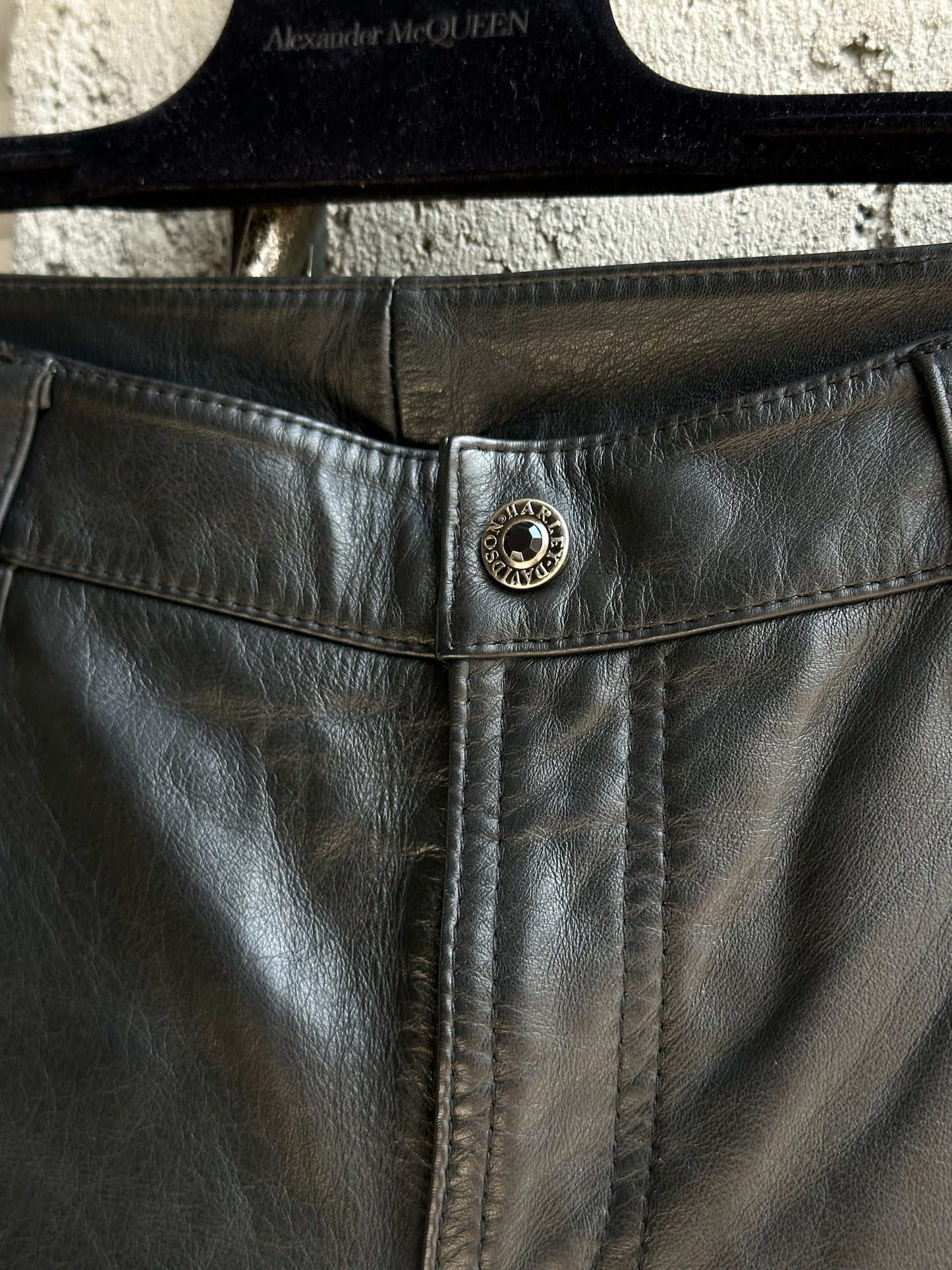 HARLEY DAVIDSON STUDDED LEATHER MOTOR PANTS