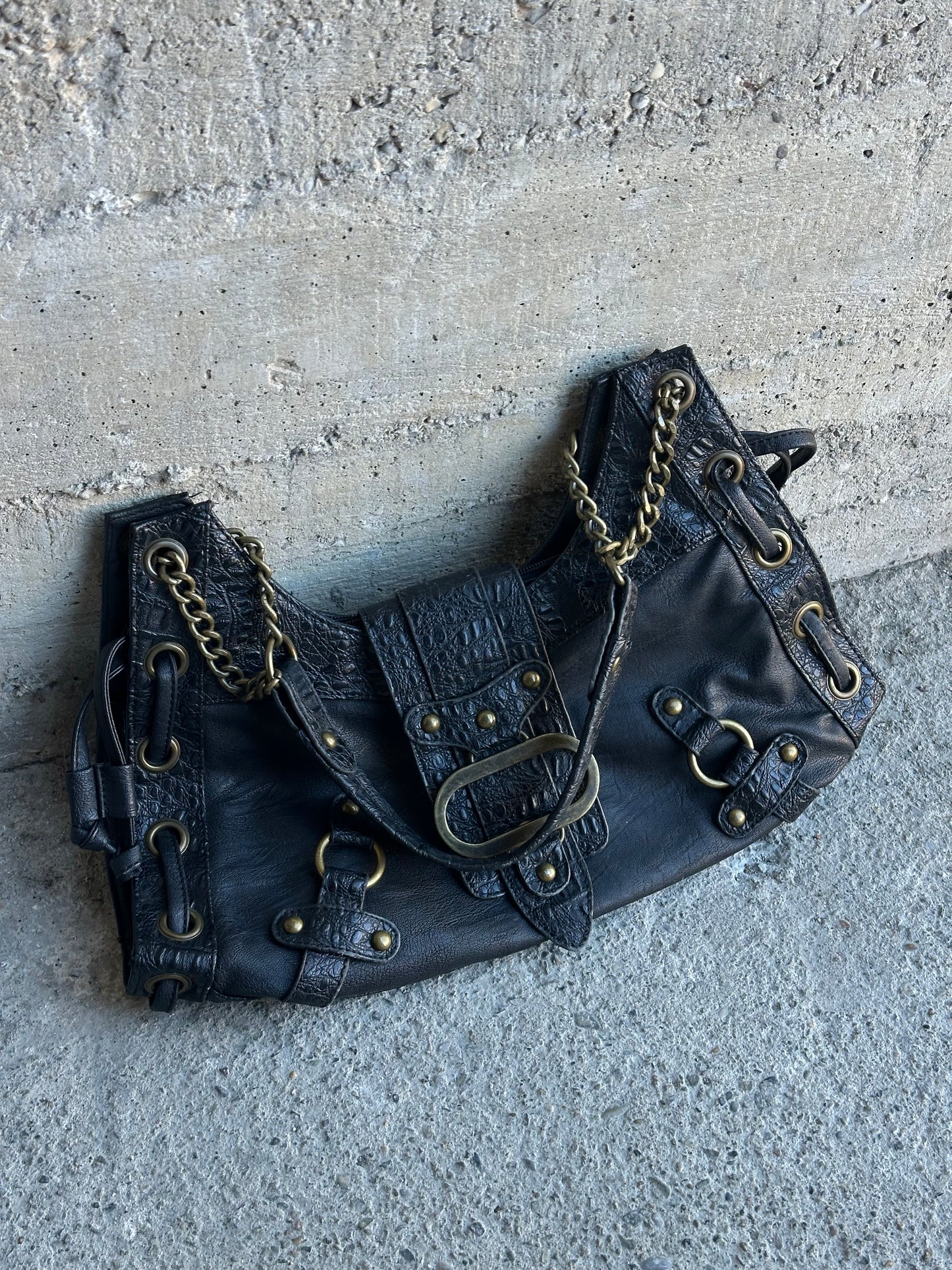 MEDIEVAL LEATHER BAG