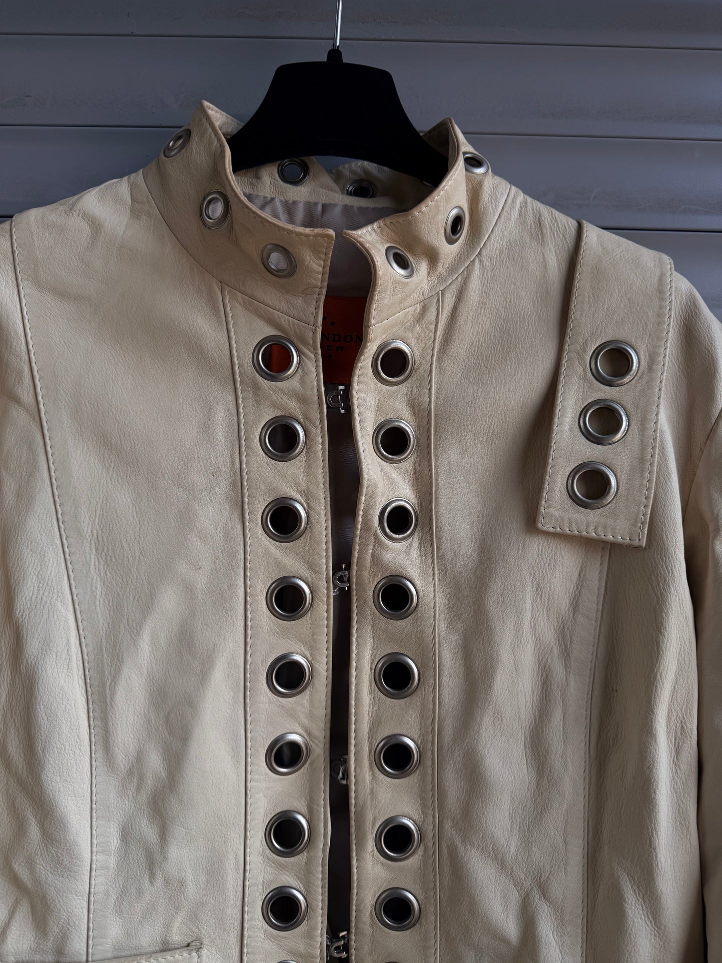 EYELETS IVORY LEATHER JACKET