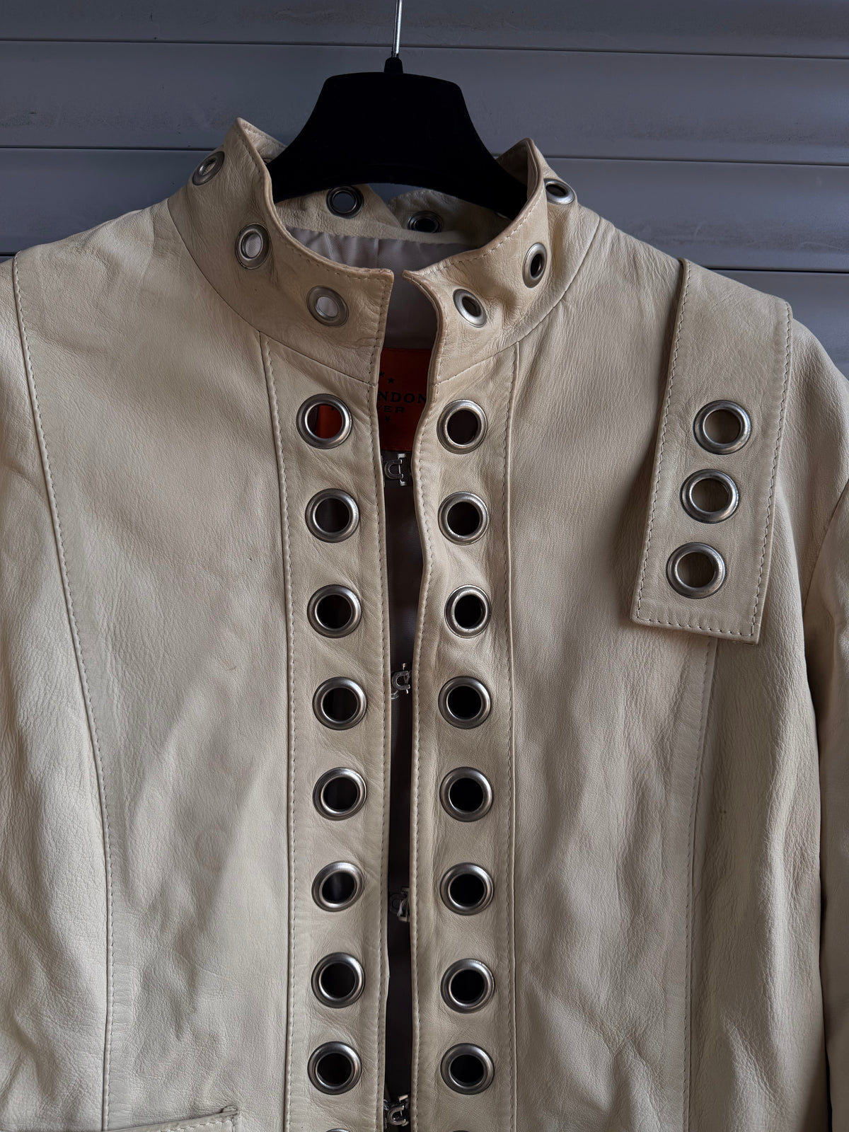 EYELETS IVORY LEATHER JACKET