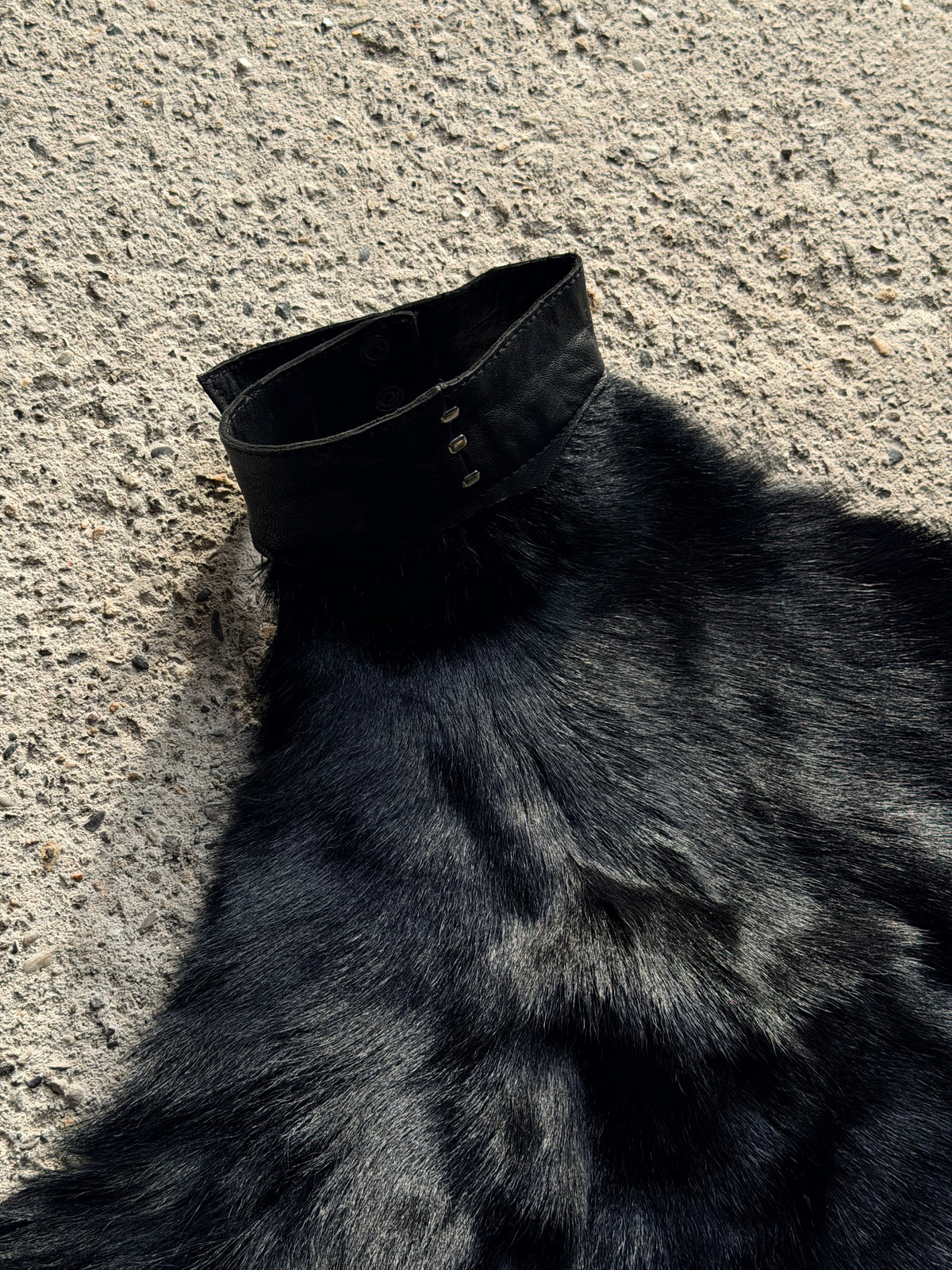 ALEKSANDER CECCO “STYRAX” HANDMADE GOAT SHERLING TOP