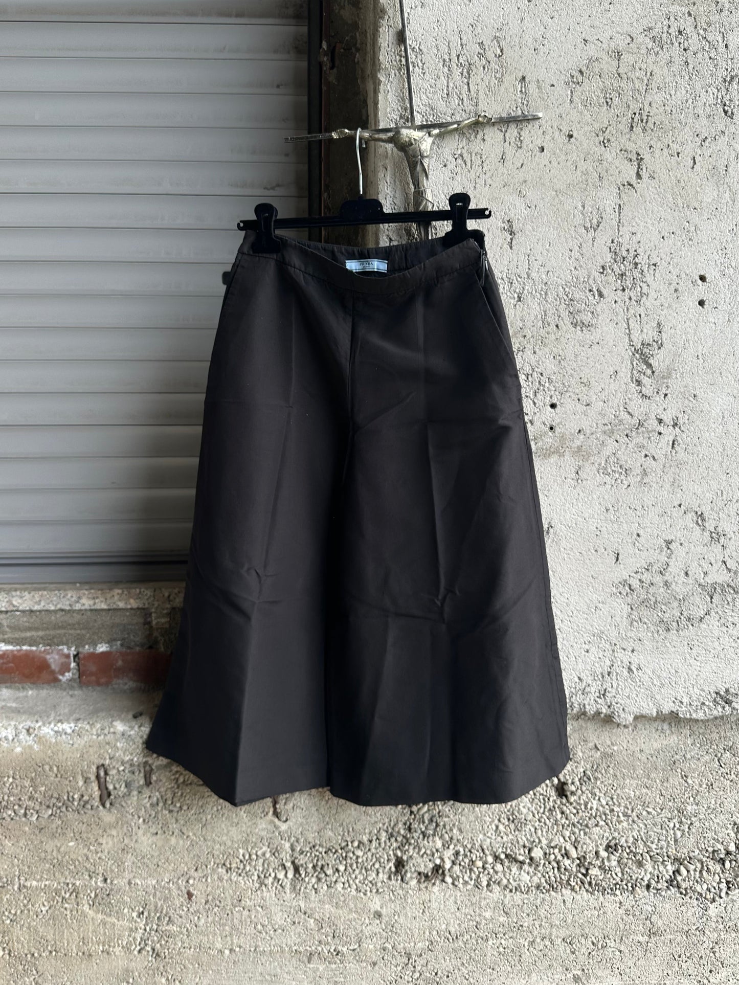 PRADA LOW WAIST BALOON NYLON JORTS