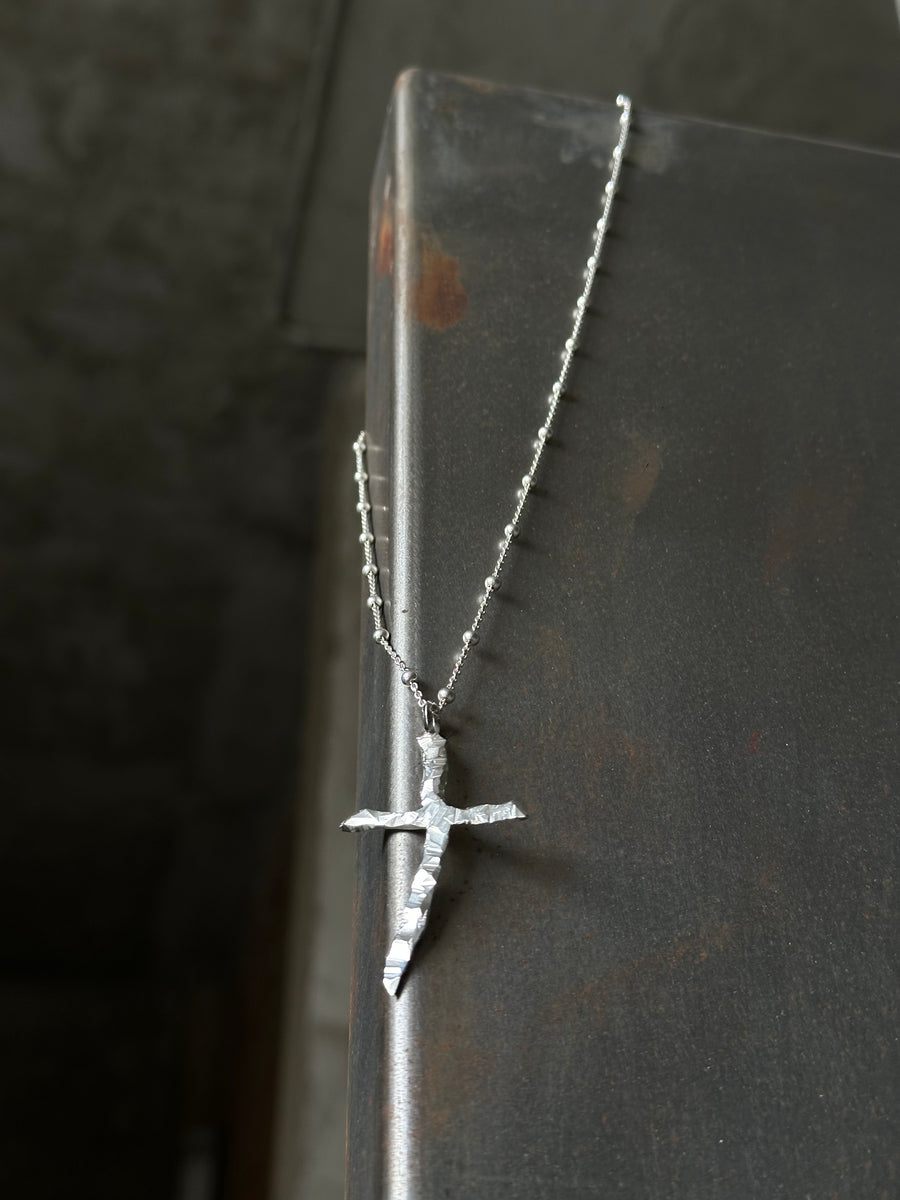 BRUTAL CROSS NECKLACE WITH A SOFTER CHAIN IN SILVER BY V