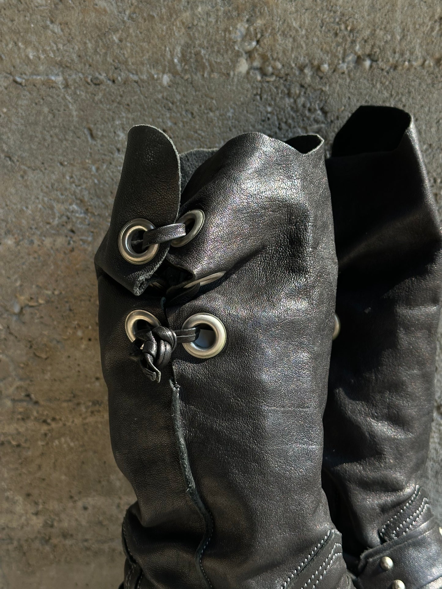 TEXAN HARNESS SLOUCHY WASHED LEATHER BOOTS