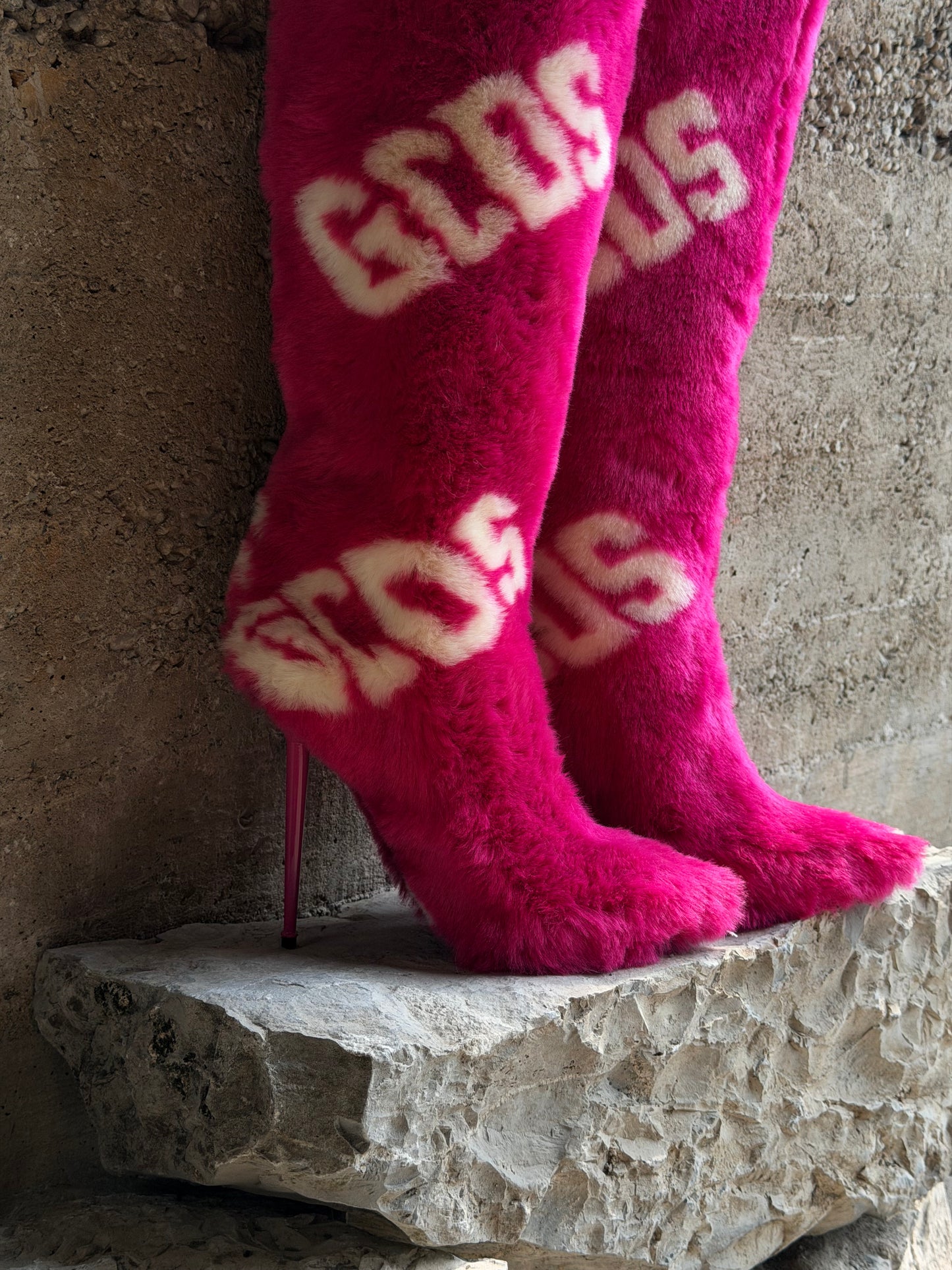 GCDS BRATZ PINK FUR BOOTS