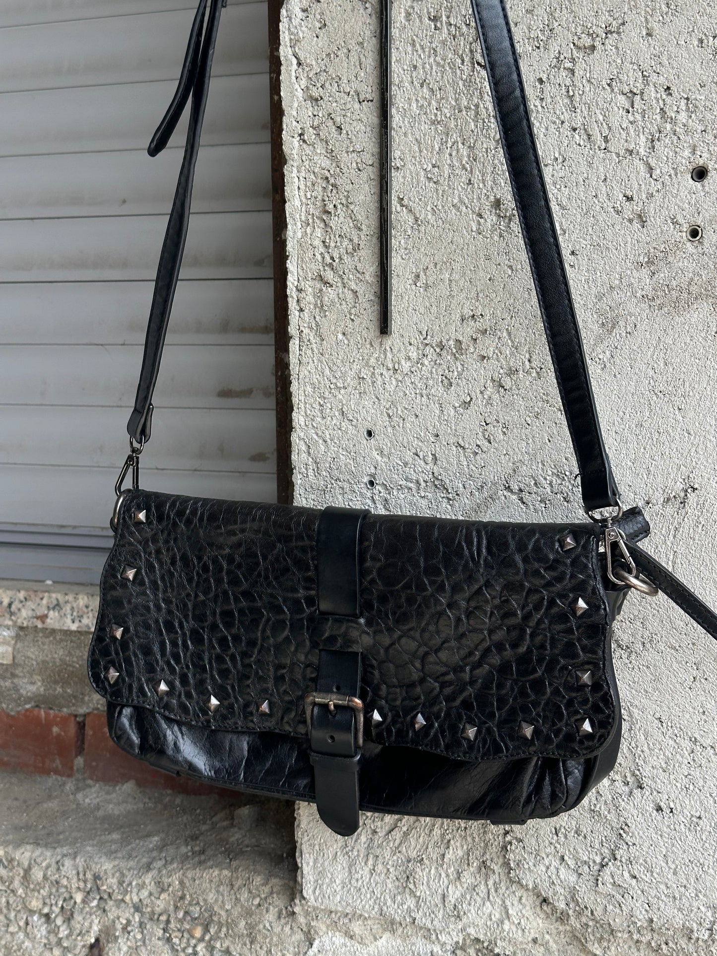 SHOULDER LEATHER STUDDED BAG