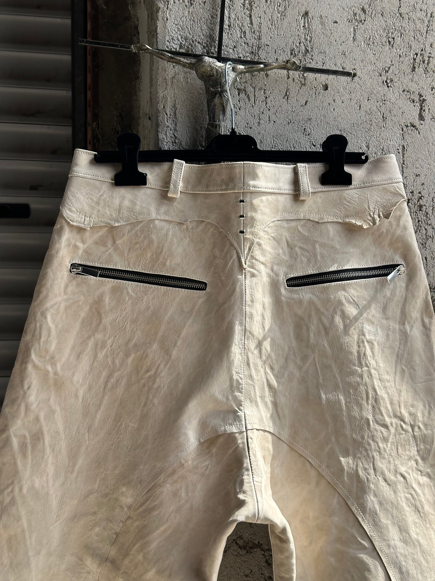 ALEKSANDER CECCO MONUMENTUS LUX TIBIA CUT PANTS