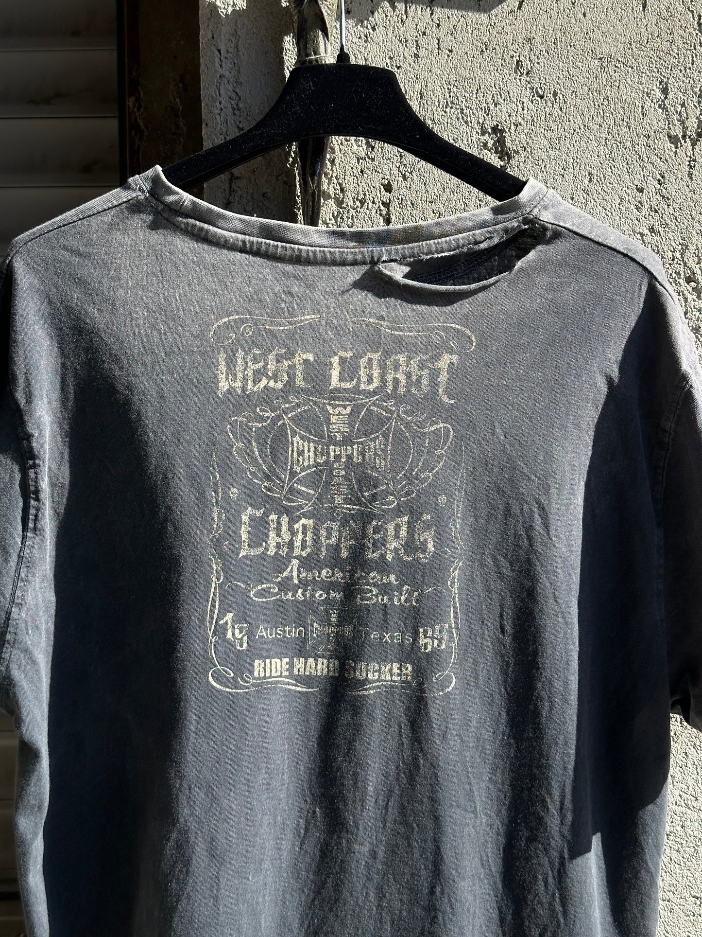 WEST COAST CHOPPERS *RIDE HARD SUCKER* DISTRESSED T-SHIRT