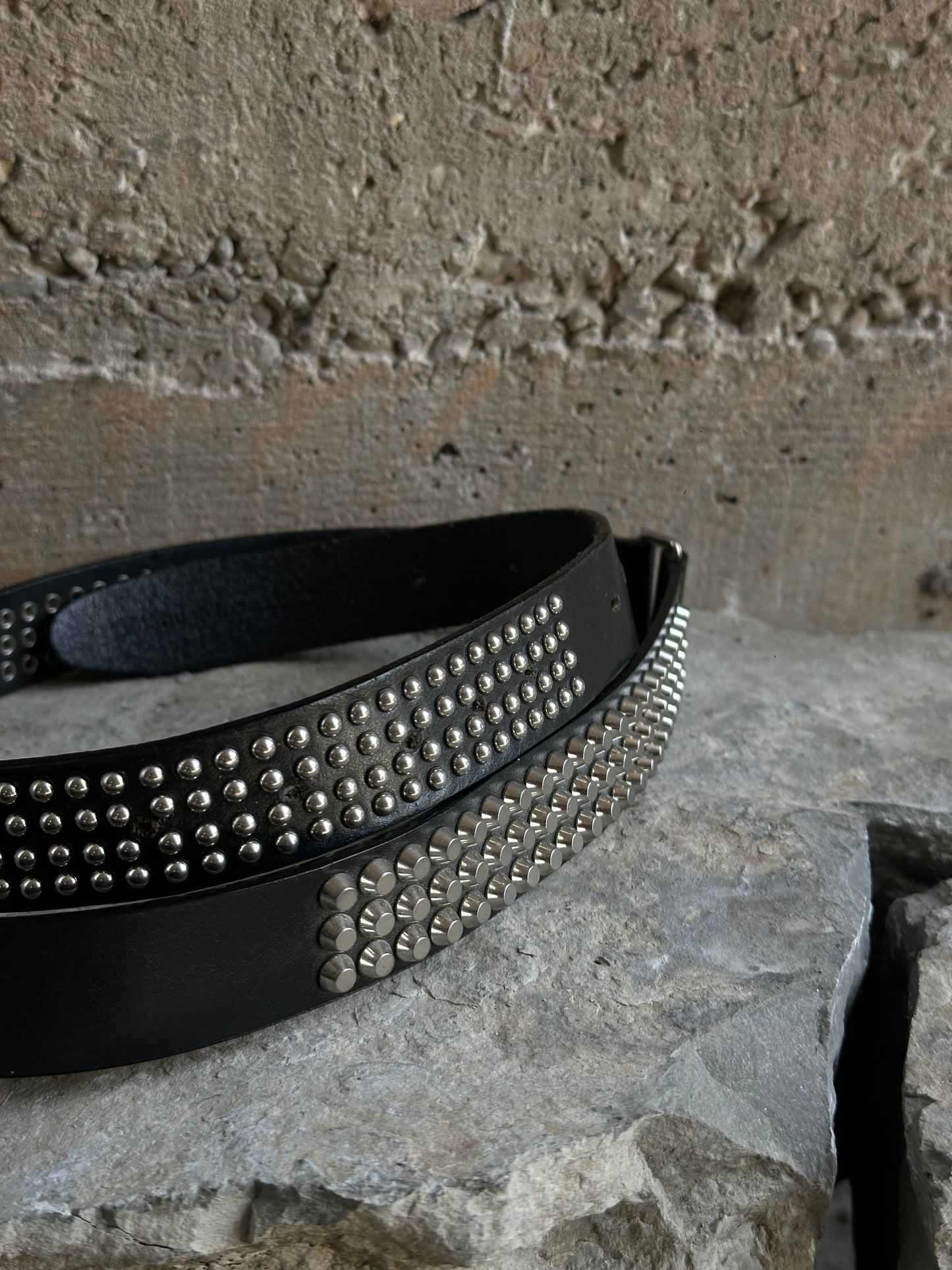 DSQUARED2 BLACK STUDDED BELT