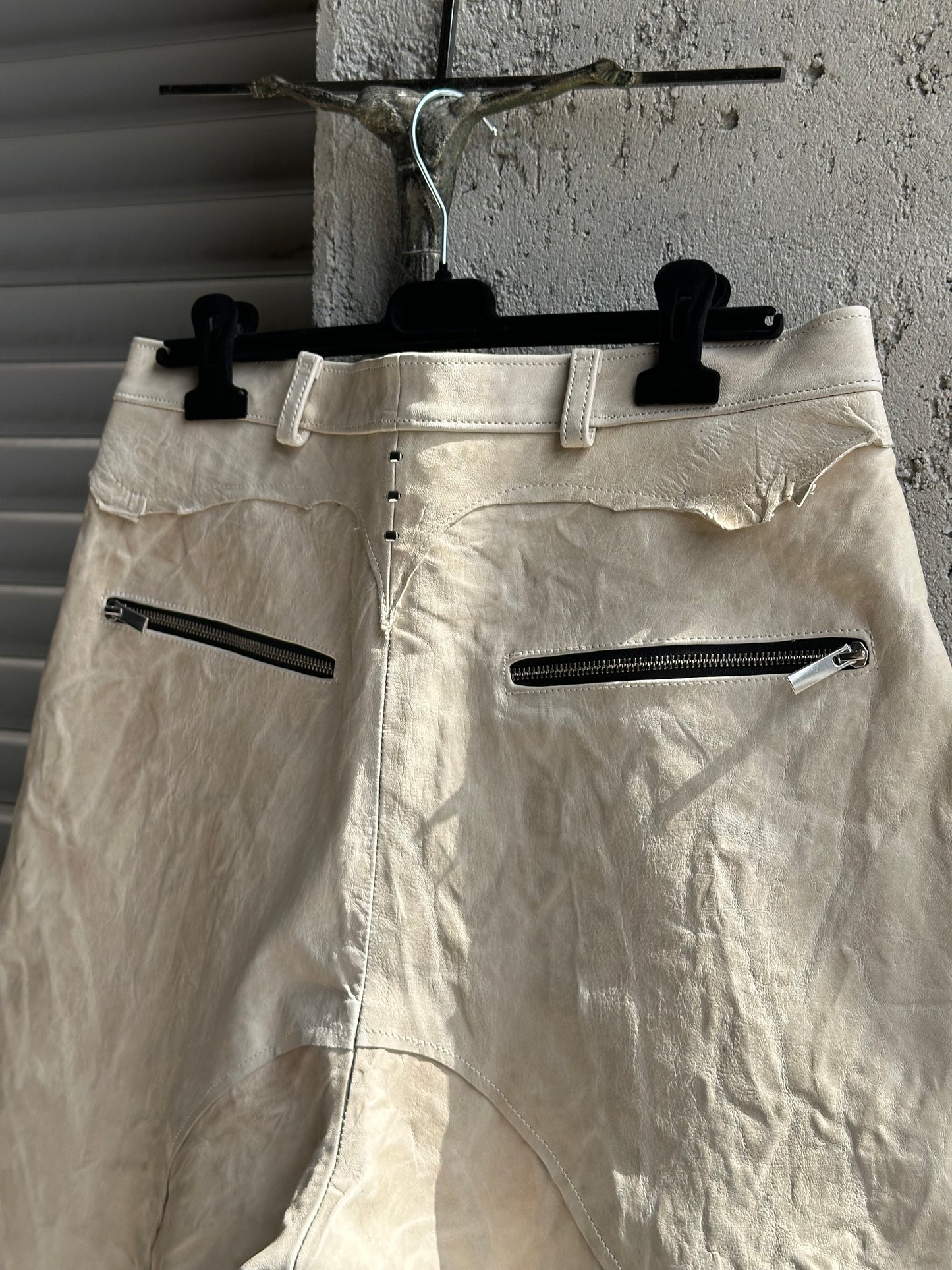 ALEKSANDER CECCO MONUMENTUS LUX TIBIA CUT PANTS