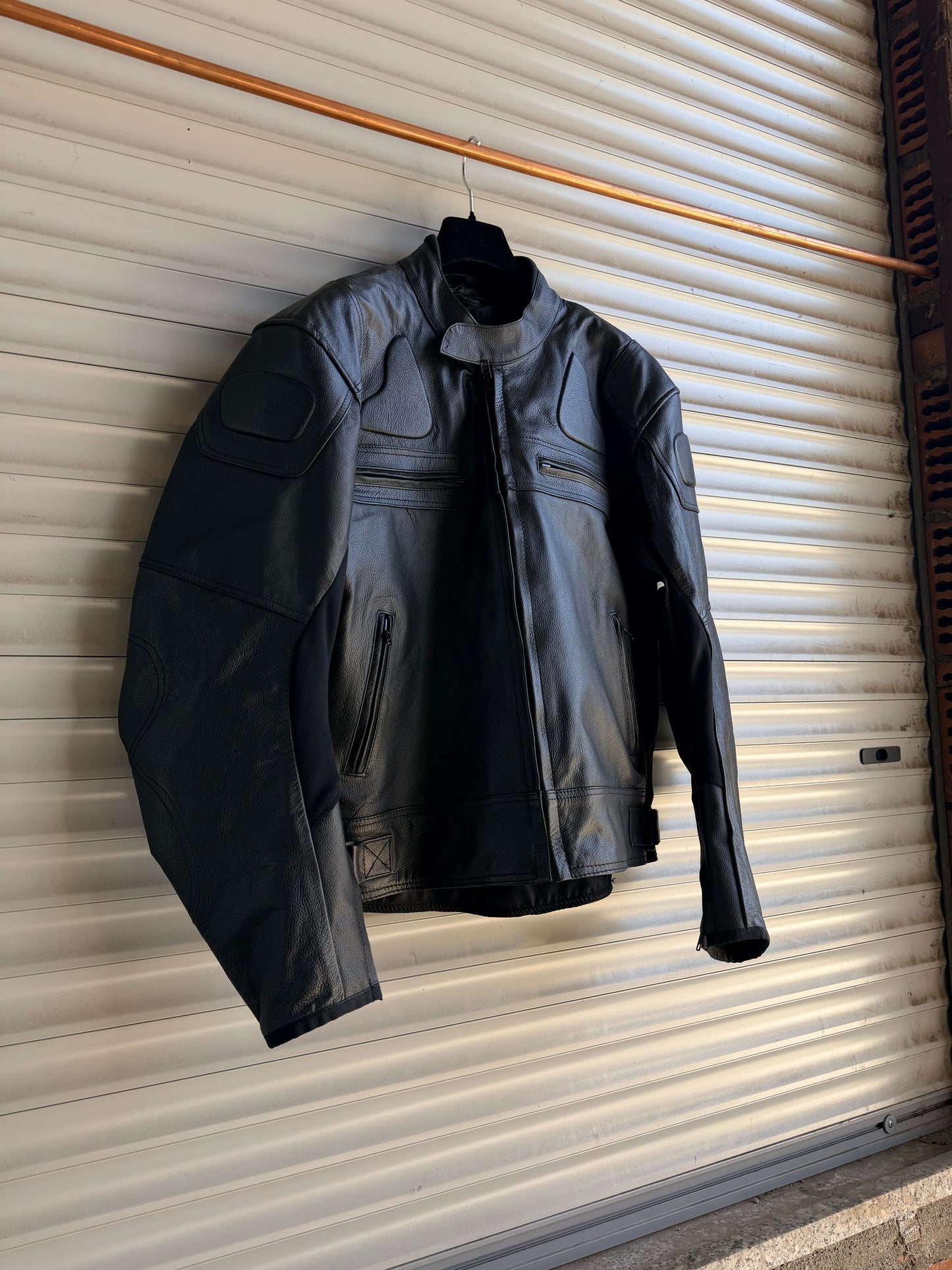 BLACK LEATHER MOTOR JACKET