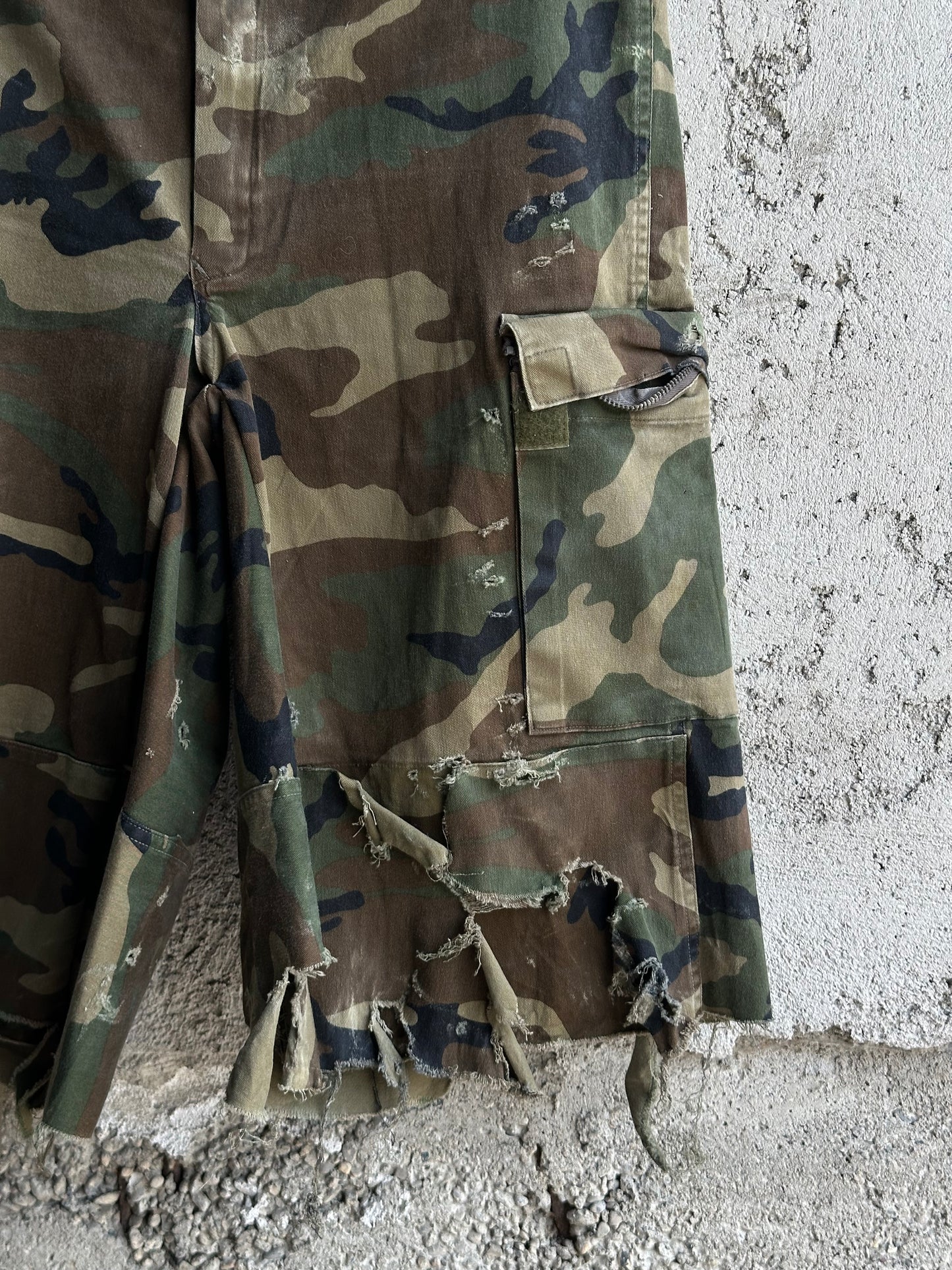 MILITARY CARGO SHORTS