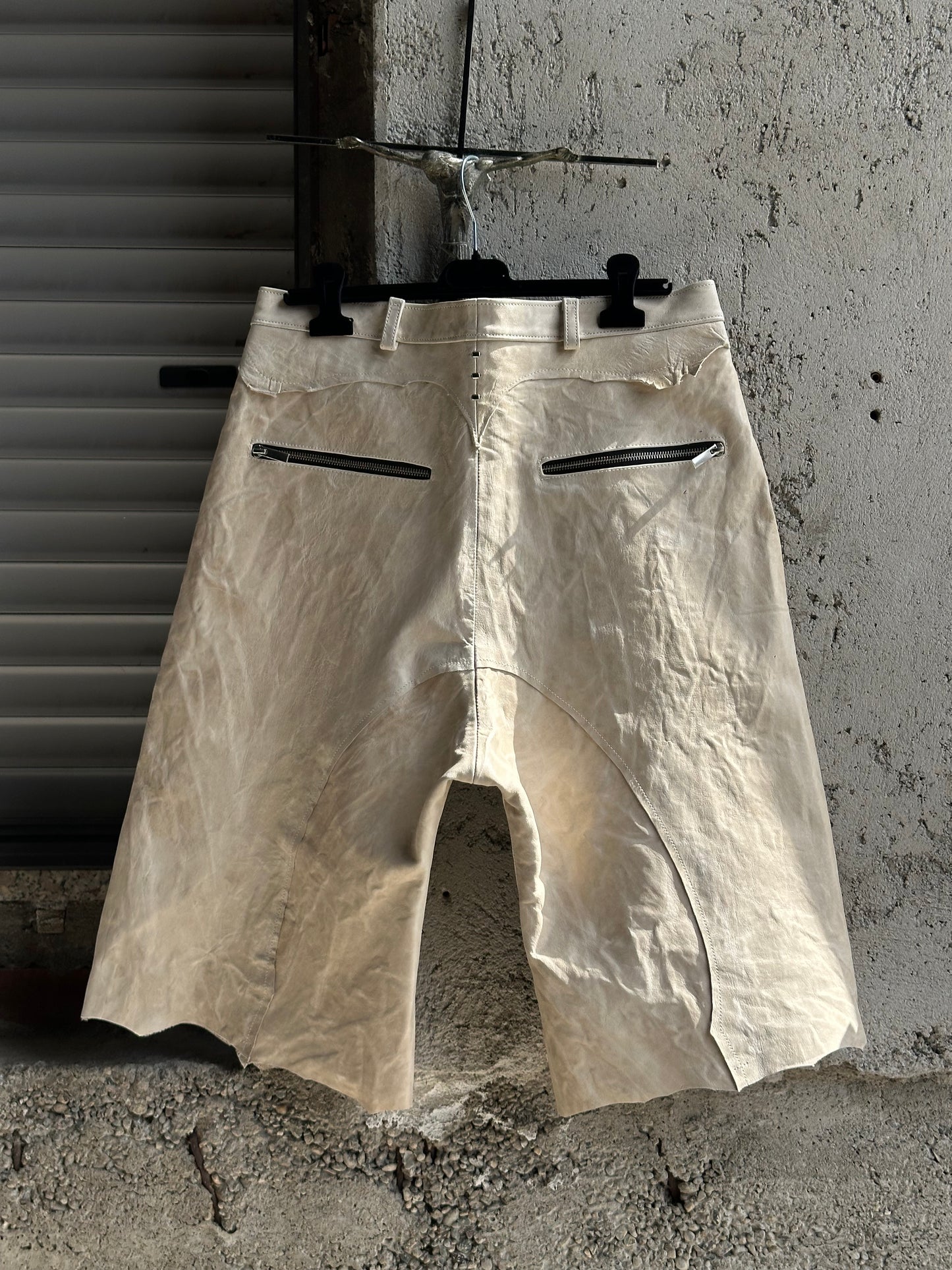 ALEKSANDER CECCO MONUMENTUS LUX TIBIA CUT PANTS