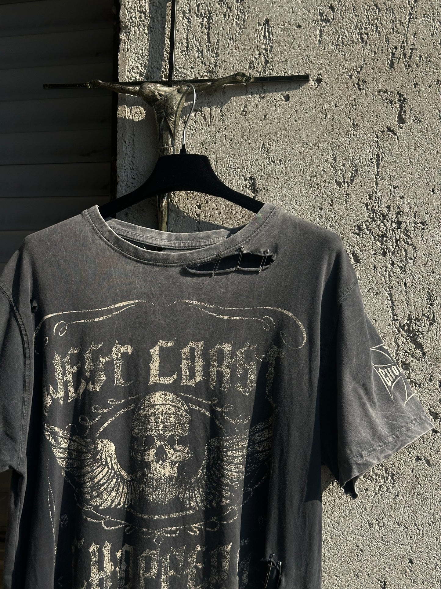 WEST COAST CHOPPERS DISTRESSED T-SHIRT