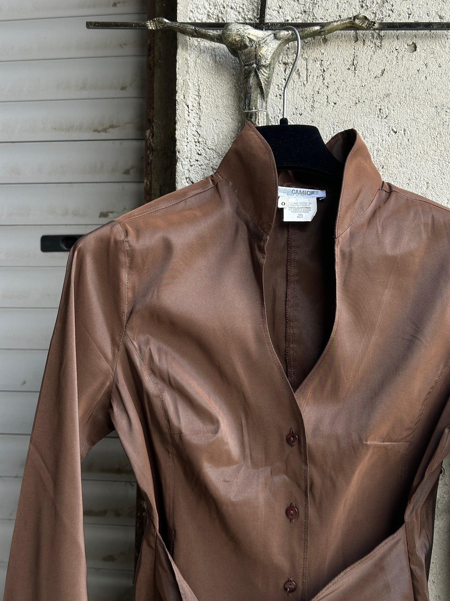 GLOSSY BELTED BROWN SHIRT