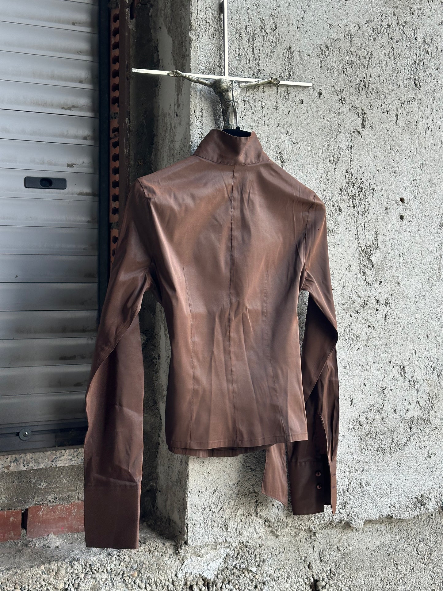 GLOSSY BELTED BROWN SHIRT