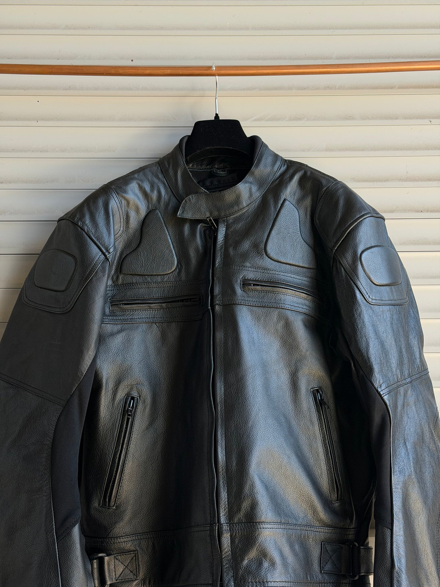 BLACK LEATHER MOTOR JACKET