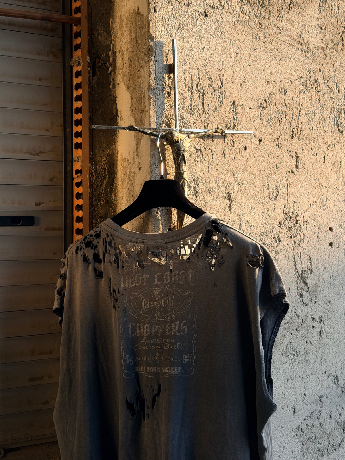 CHOPPERS DESTROYED TANK TOP