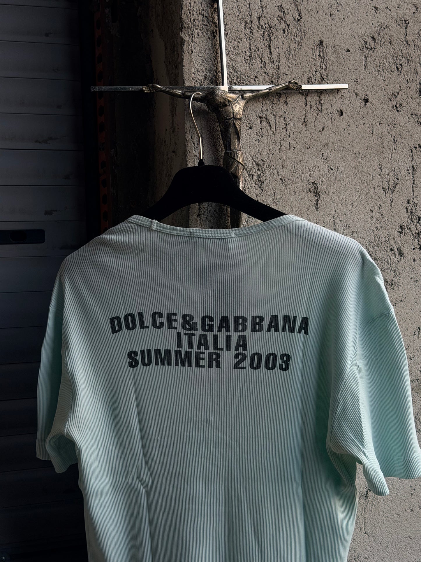 DOLCE & GABBANA RIBBED V NECK SUMMER TEE